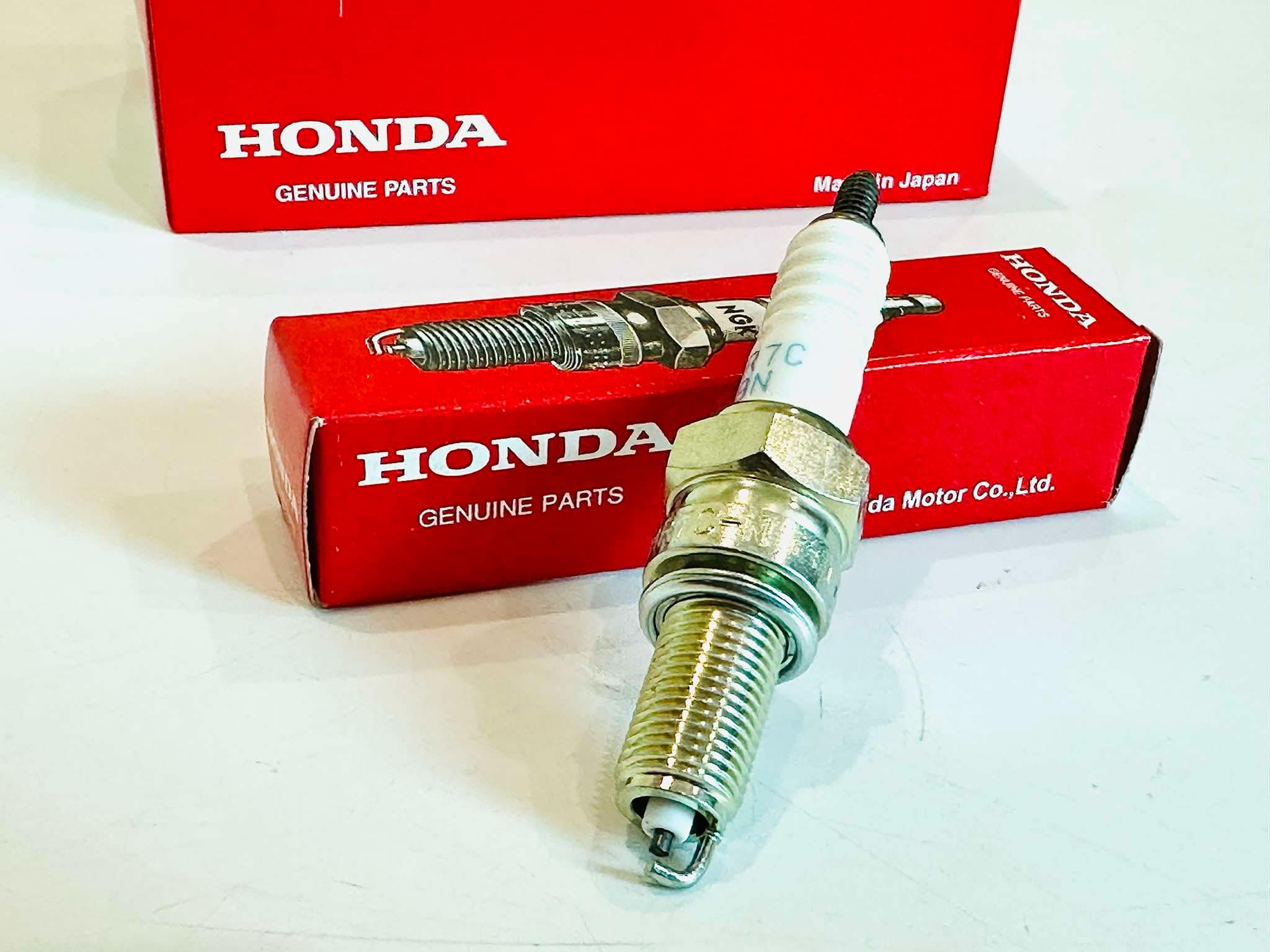 หัวเทียน ซูเม่อเอ็กซ์ 2017 zoomer x 2017 แท้ศูนย์ฮอนด้า MR8C-9N B31