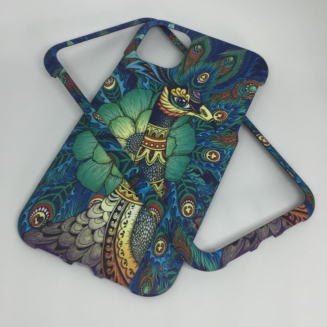 เคสคูทิสKutisไอโฟน11G(ลายนกยูง)มาใหม่ เคสประกบหน้า-หลัง เคสเรืองแสง เคสลายวินเทจ ร้านSuperhero KLongthom