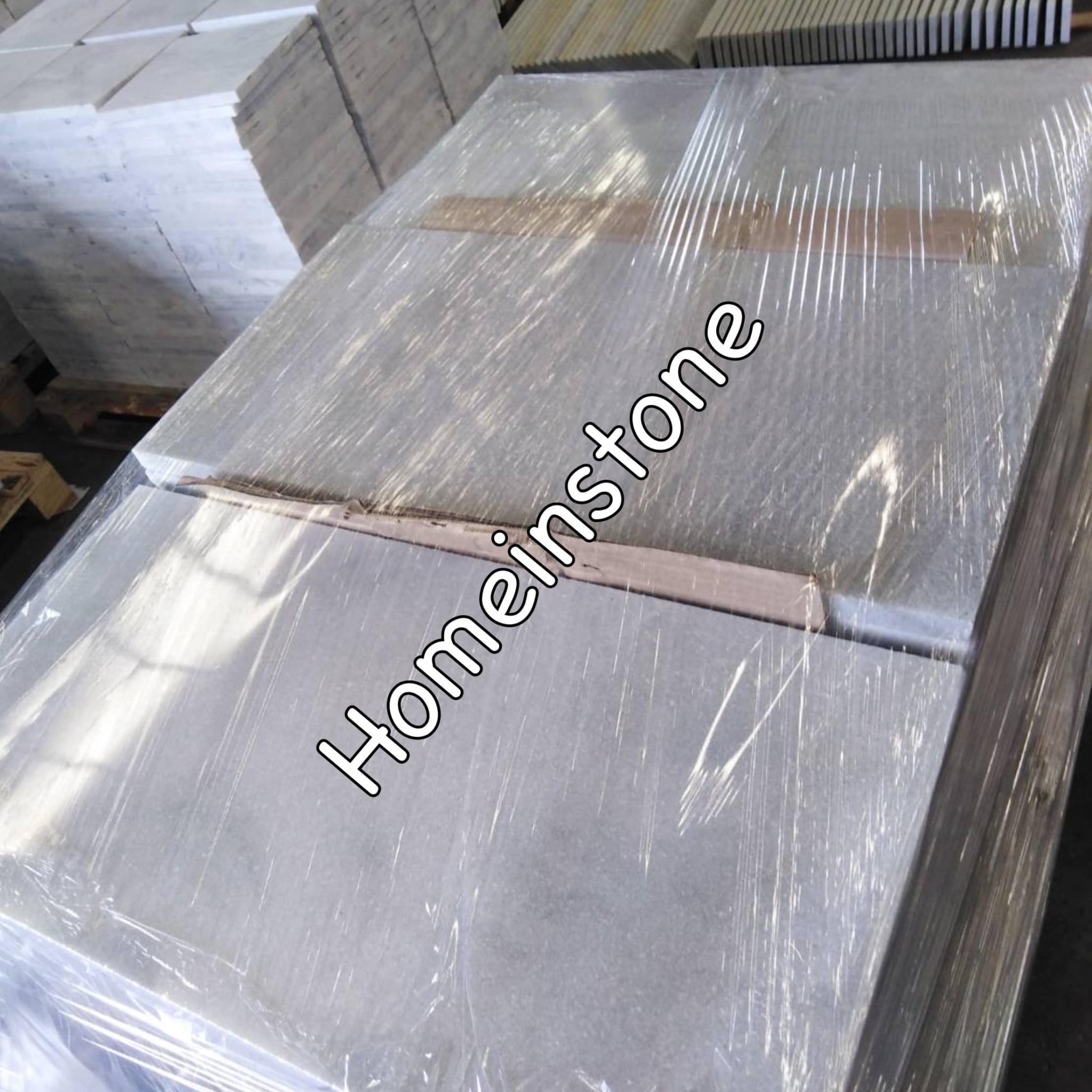 หินตกแต่งธรรมชาติ Crystal Black 30x60