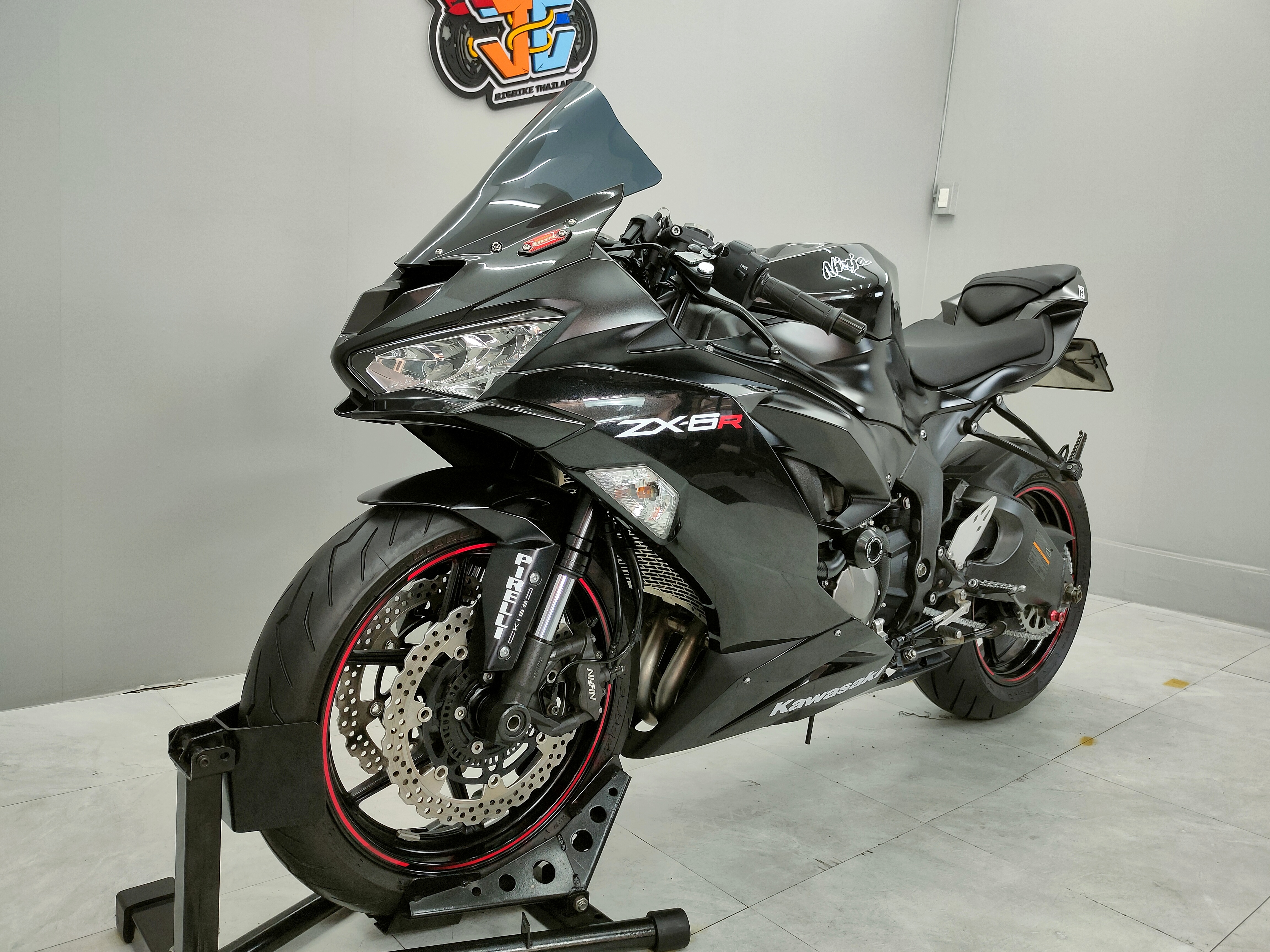 หนุ่มหล่อมาดเข้มมาแว้ว 😎 KAWASAKI ZX6R จดกลางปี 2020 "จัดทรงพร้อมซิ่ง"