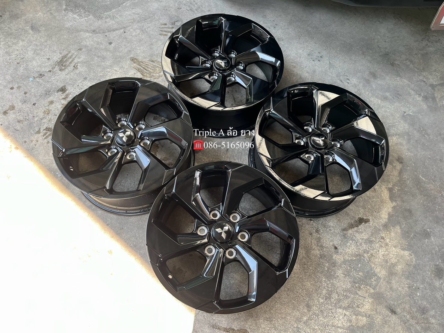 ✨ล้อแม็กป้ายแดง✨Mitsu Pajero Sport 2024 รุ่นใหม่ล่าสุด ขอบ 18 สีดำแท้💯