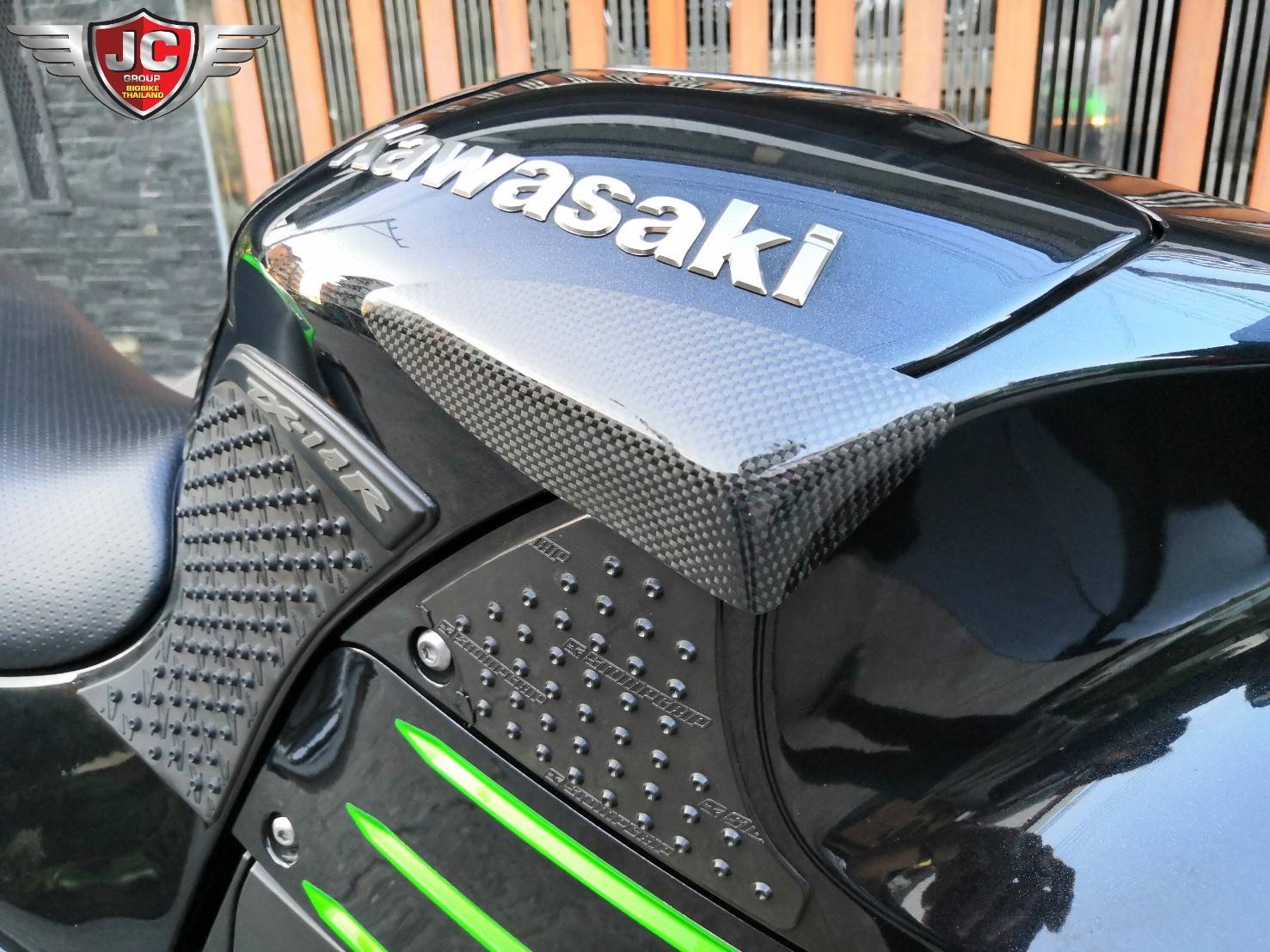 Kawasaki Ninja ZX14R ปี 2015 ตัวพิเศษ✨Ohlins Edition✨ ของแต่งเพียบ