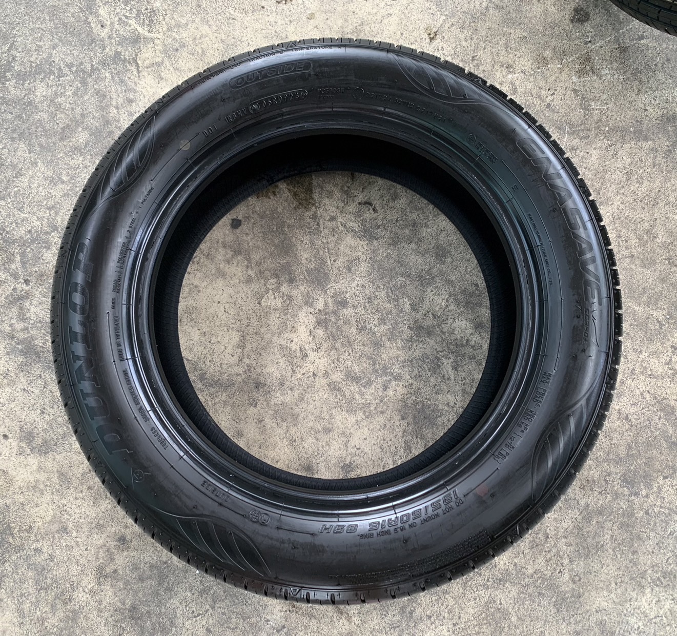 ✨ยางใหม่ป้ายแดง✨195-60-16 Dunlop💖ใหม่กริ๊บ💖