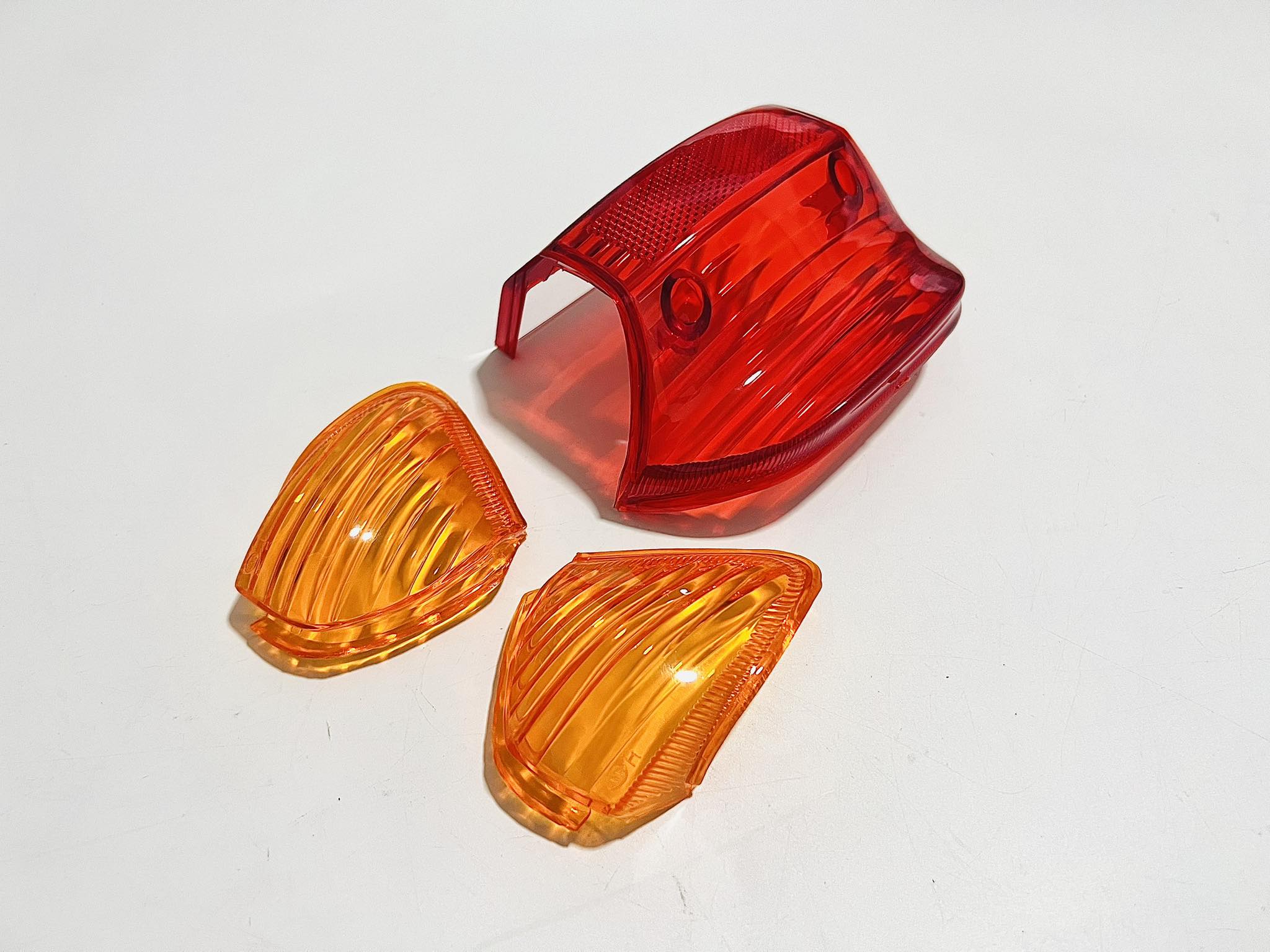 ฝาไฟท้าย+ฝาไฟเลี้ยวหลัง ดรีม99 ดรีมc100p แดงส้ม แดงใส เลือกเลย