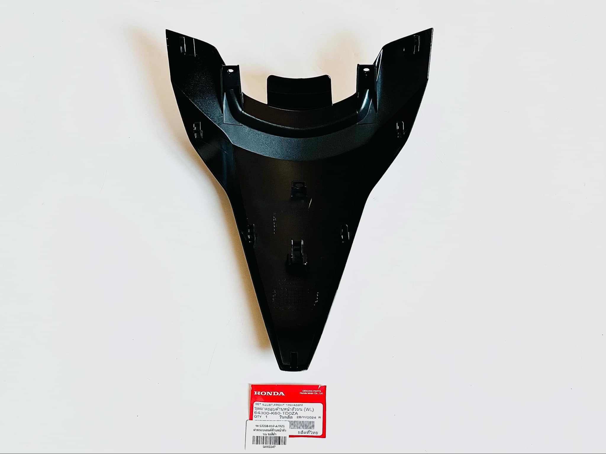 ชุดสี click 125i มอเตอร์ไซด์ click 125i สีแดงดำ รุ่นสตาร์ทมือ แท้ศูนย์ รอ