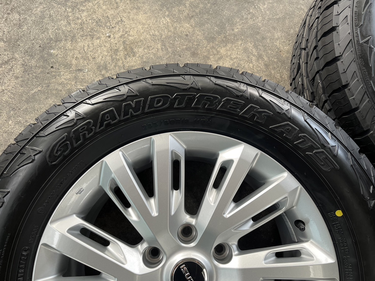 ♨️ปี 24♨️✨ล้อแม็กป้ายแดง✨ISUZU D-Max 2024 รุ่นใหม่ล่าสุด ขอบ 18 พร้อมยางใหม่💯265-60-18 Dunlop💖ใหม่กริ๊บ💖