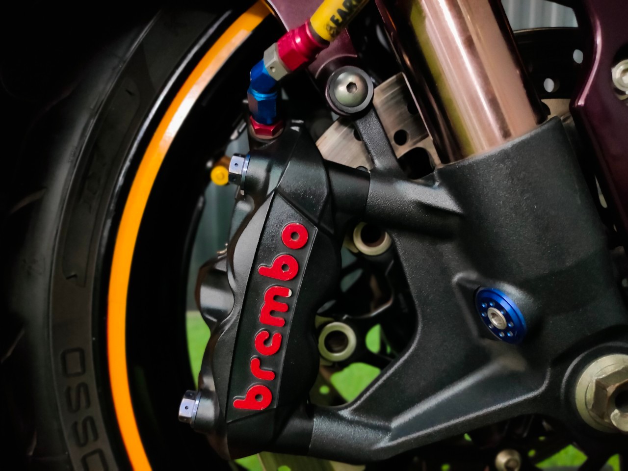 🐬 ได้เวลาโลมาโชว์ตัว #GSX-R1000 สเปค 🇺🇸 จดทะเบียน ธ.ค. ปี 2014 แต่งเต็มพร้อมบิน...ขี่อย่างมันส์‼️