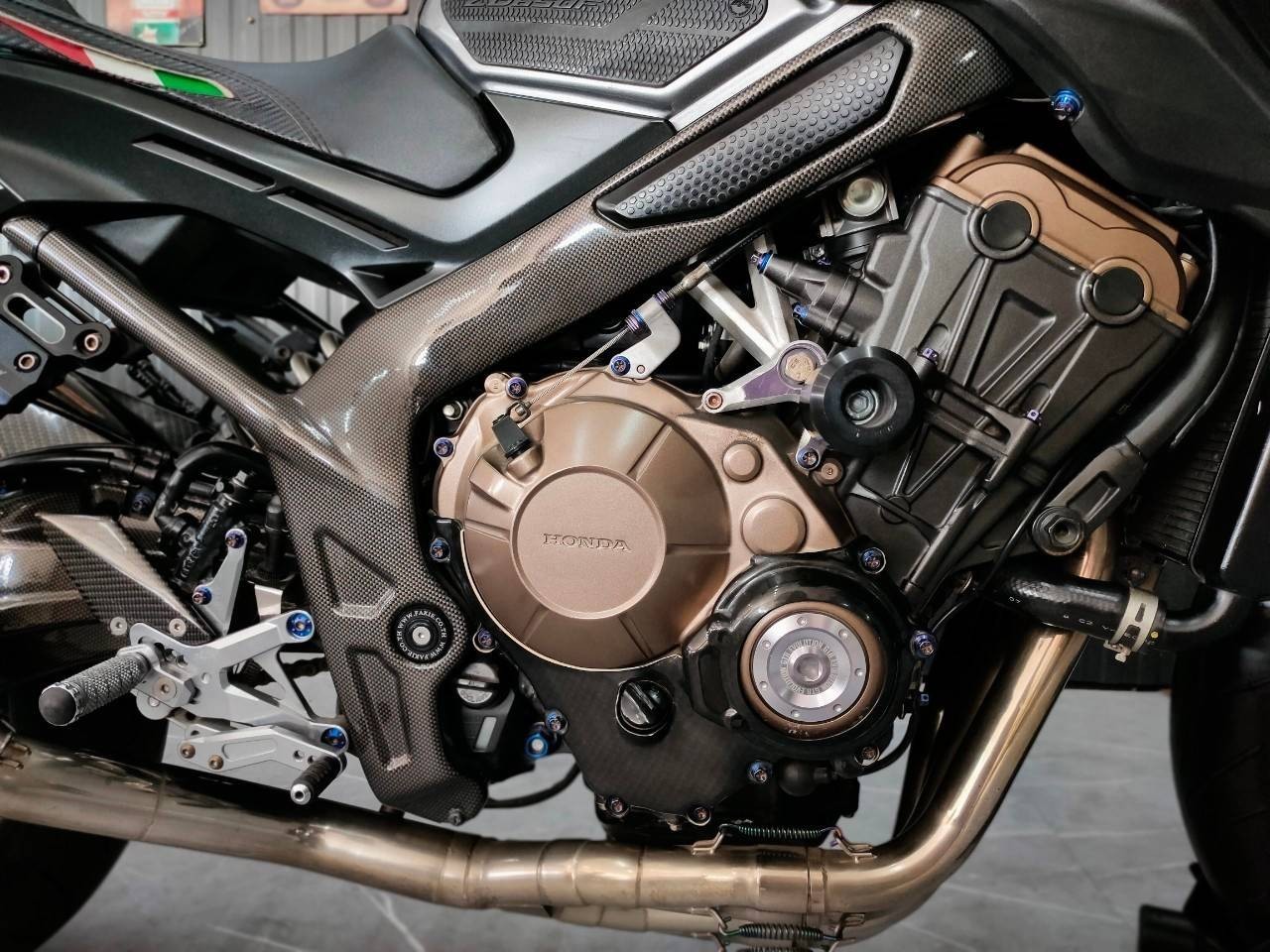 💥Honda CB650F ปี 2018 รถสีเทา warp สีเทา-น้ำเงิน 💥 แต่งครบทั้งคัน มีควิกชิฟเตะมันๆ ลั่นทุกเกียร์ 🏍💨