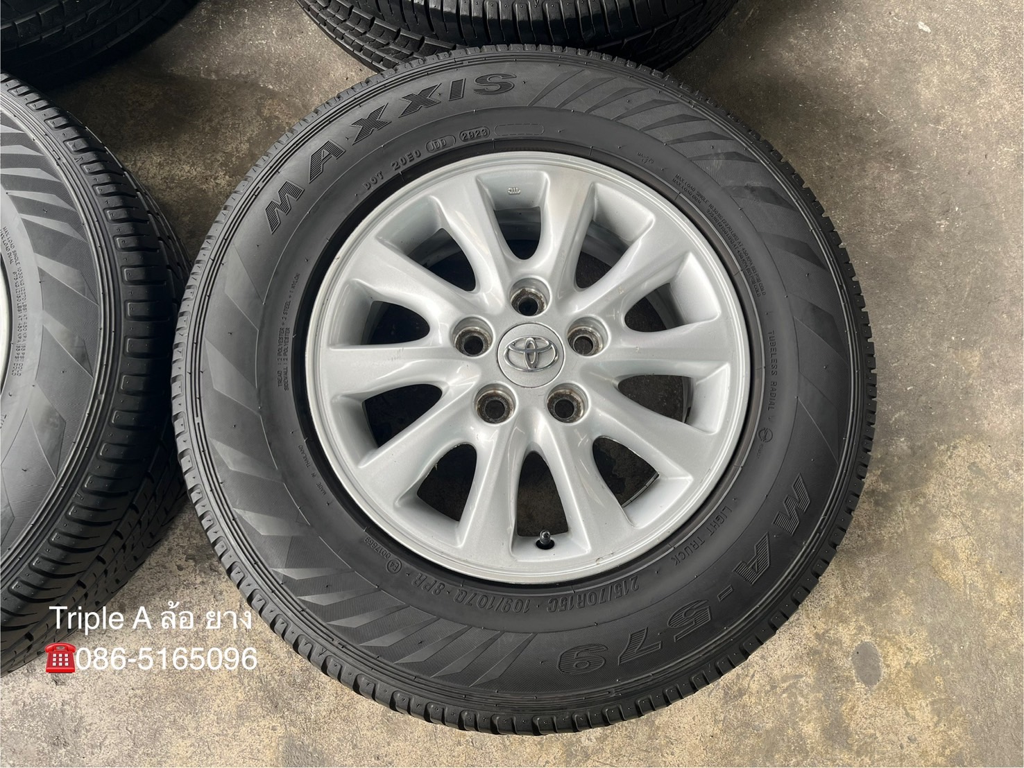 ✨ล้อแม็ก 5รู114✨Toyota ขอบ 15 พร้อมยาง 215-70-15 Maxxis🌟ปี 23🌟