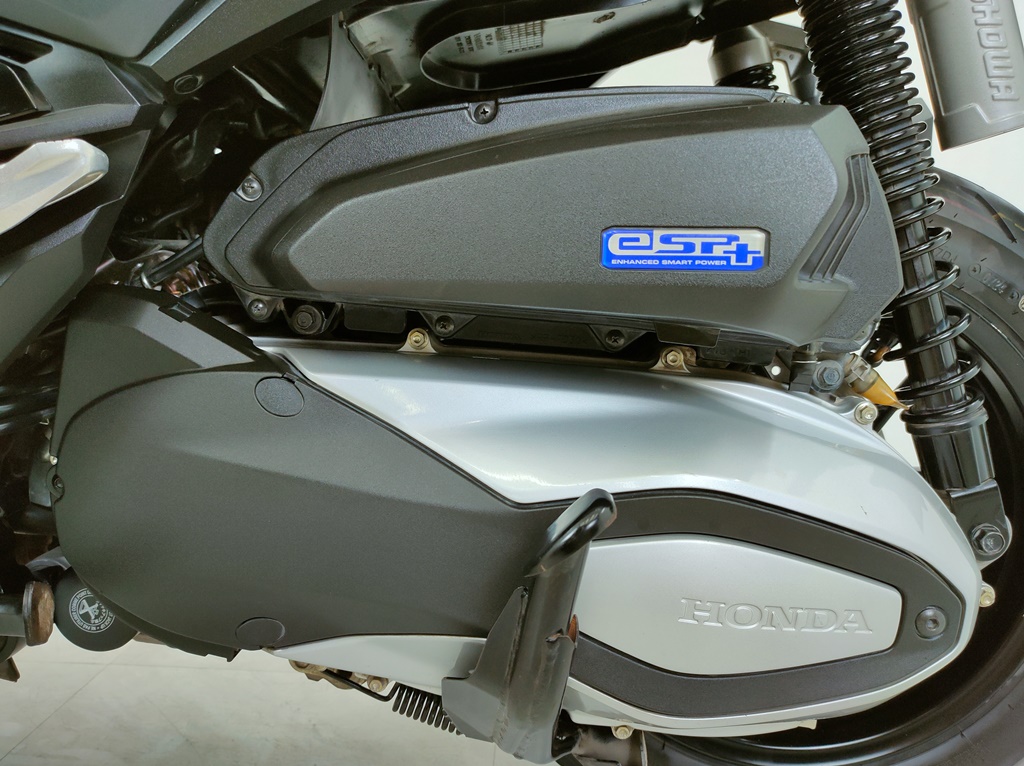 ใครถามหา 🤗 มาแล้วนะ📢 HONDA ADV350 abs กลางปี2022 มือเดียวไม่เคยล้ม