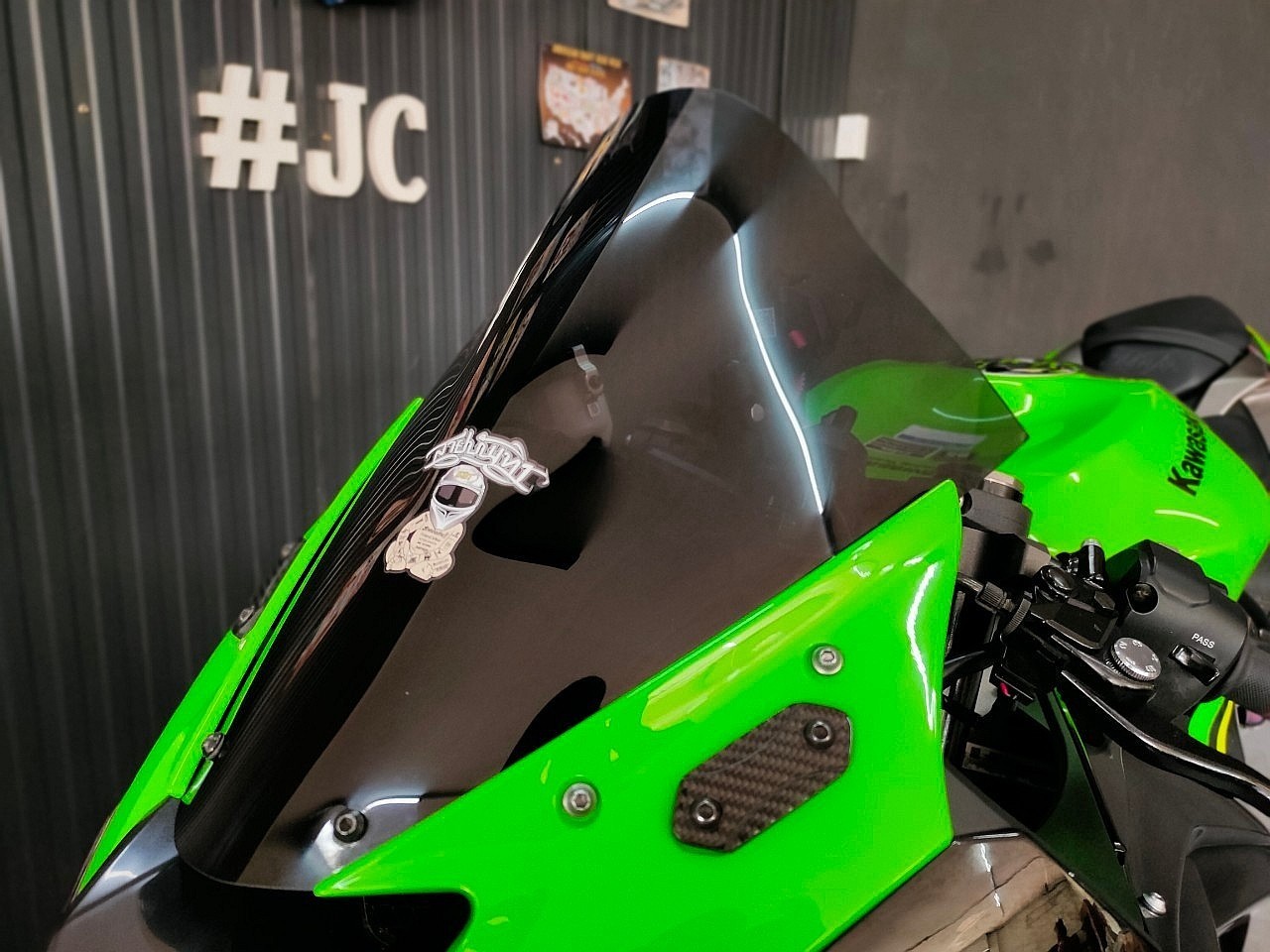 สปอร์ท Replica ออกรถ 2000 พี่ว่าไง ⁉️ KAWASAKI ZX6R จดปี 2020 รถดีมีทรง...สวยใสไร้อุบัติเหตุ 😎