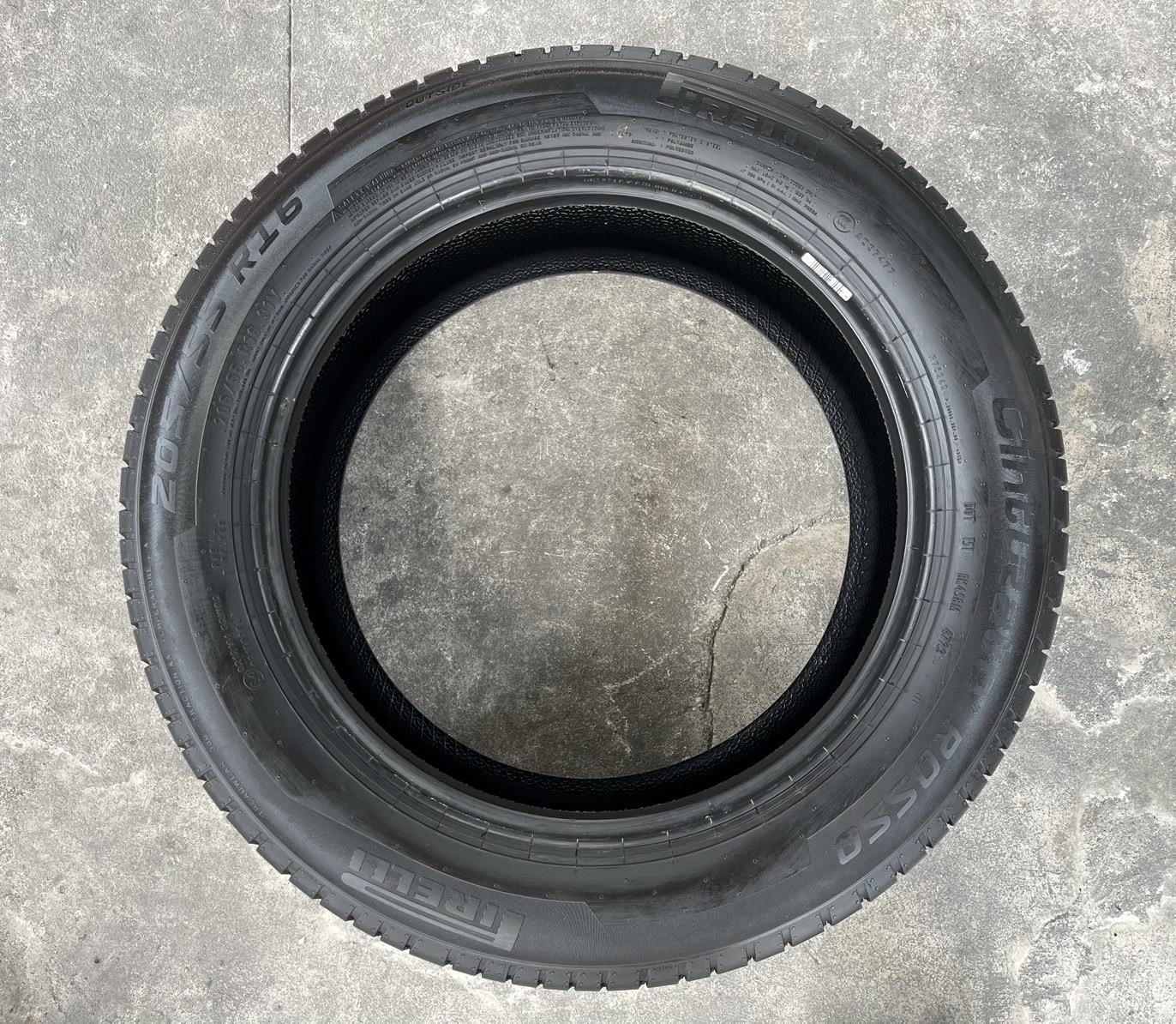 ✨ยาง✨205-55-16 Pirelli🌟ปลายปี 23🌟สภาพสวย💖