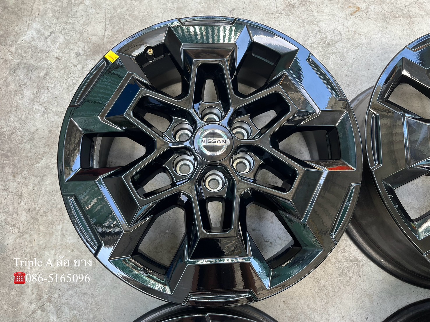 ✨ล้อแม็กป้ายแดง✨6รู114✨Nissan Navara Black Edition รุ่นใหม่ล่าสุด ขอบ 18💖ใหม่กริ๊บ💖
