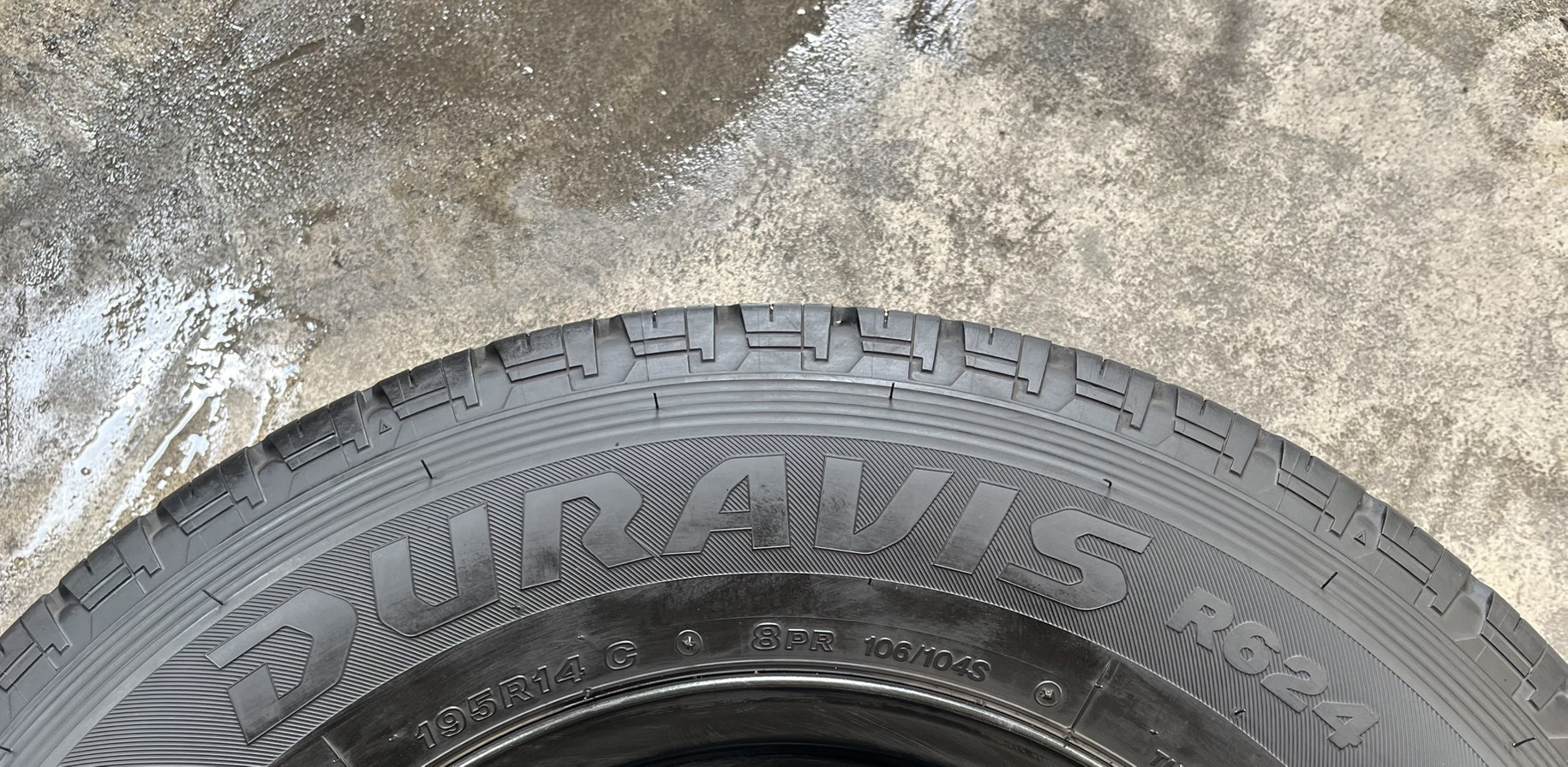 ✨ยาง✨195R14 Bridgestone♨️ปี 24♨️🚘เหมาะสำหรับ รถกระบะบรรทุกตัวเตี้ย