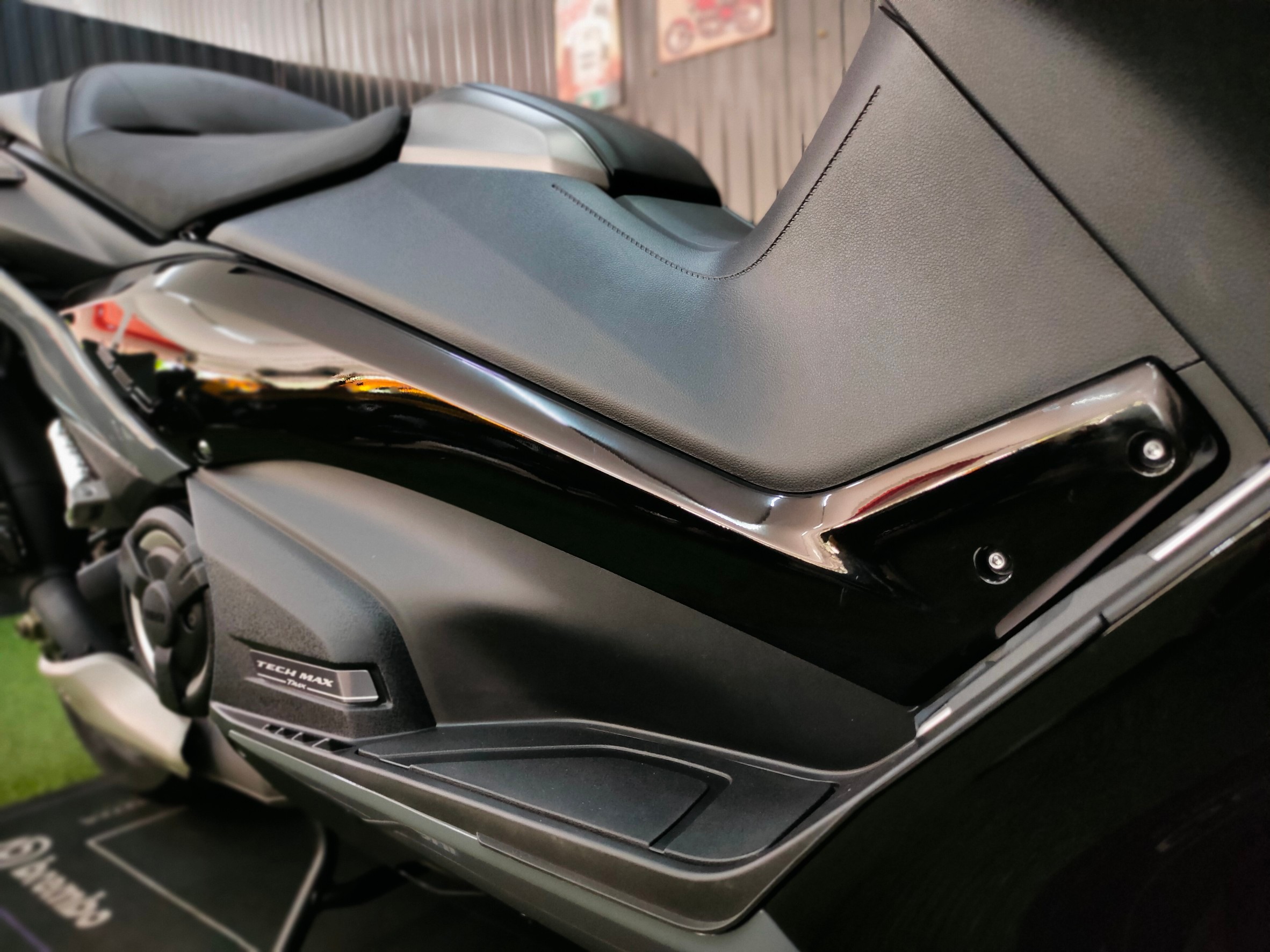 โซฟาซิ่ง เข้าใหม่ทั้งที....จัดตัวTopสุดไปเลย 🤟 YAMAHA TMAX 560 TechMax รถปลายปี 2021 (นางฟ้า) นางฟ้า3พันโล "โคตรสวย"