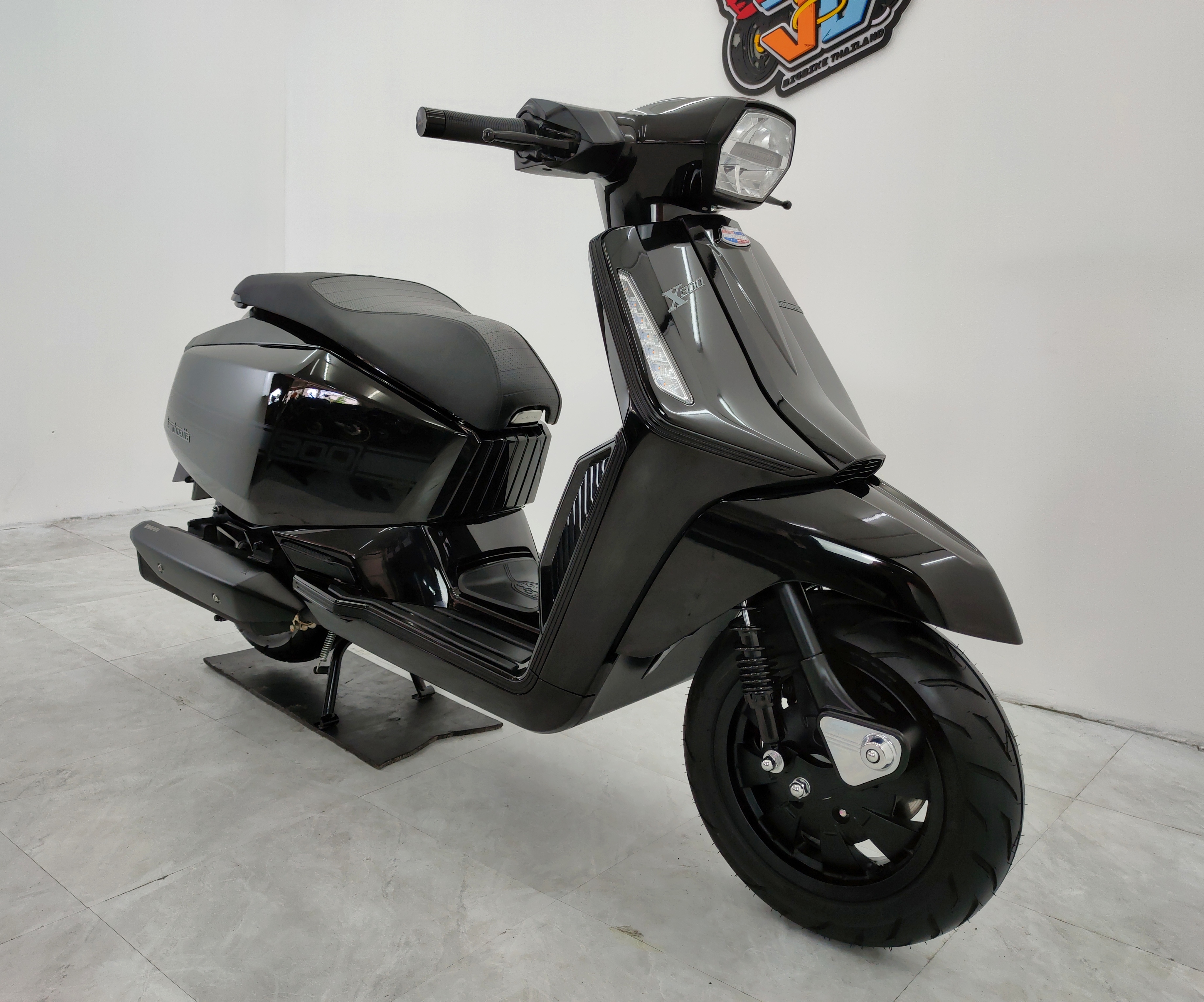 😎 ใหม่ไปมั้ยเนี่ย⁉️ รถ4เดือน ผลิต2024แท้ๆ LAMBRETTA X300 ABS สภาพป้ายแดง ที่สำคัญวิ่ง 200 โล 🤗