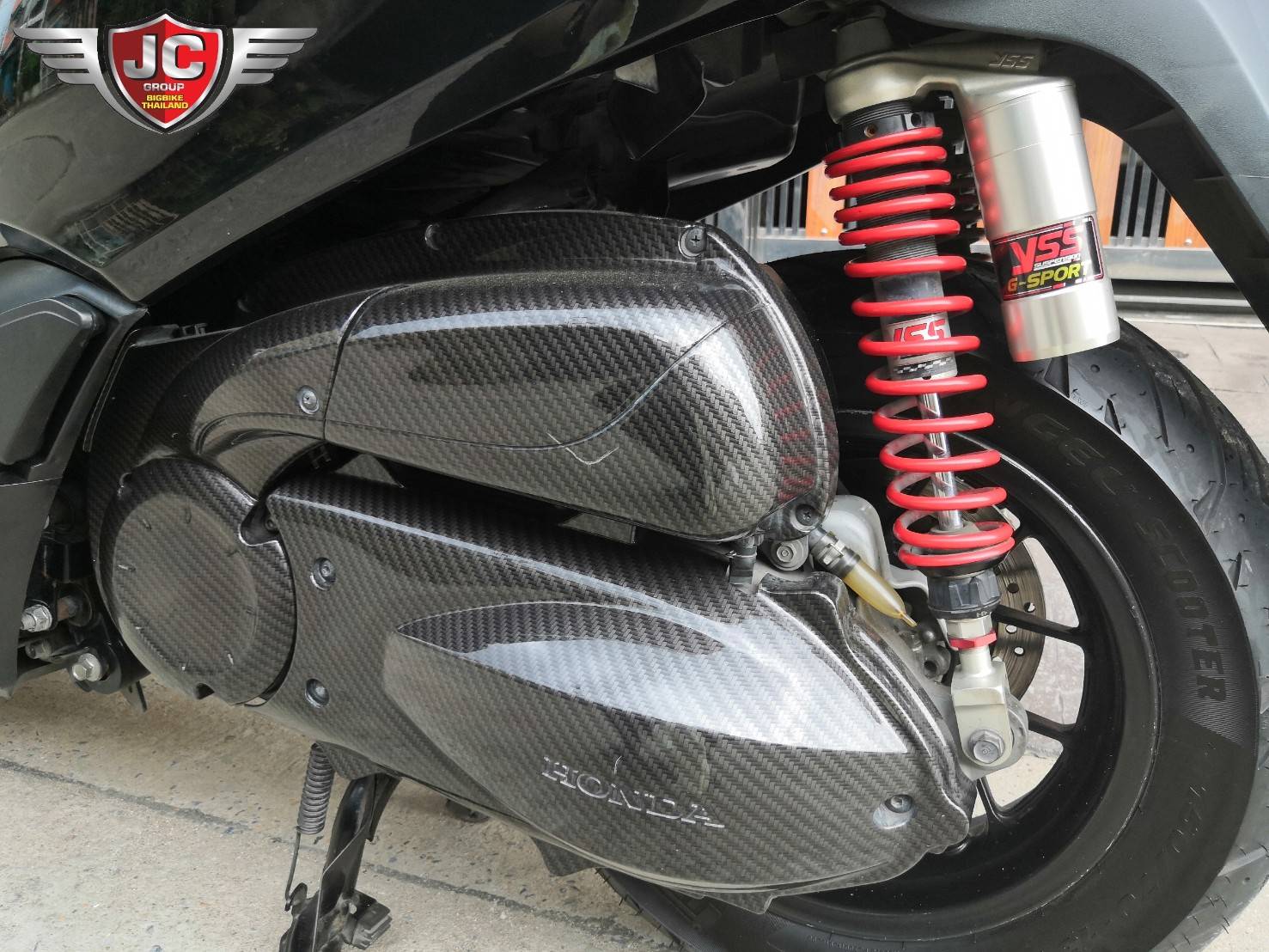 FORZA300 /2015 รถบ้านแท้สภาพพร้อมใช้เครื่องดี สีเดิม ศูนย์ตรง ประวัติดีไม่ล้มไม่ชน