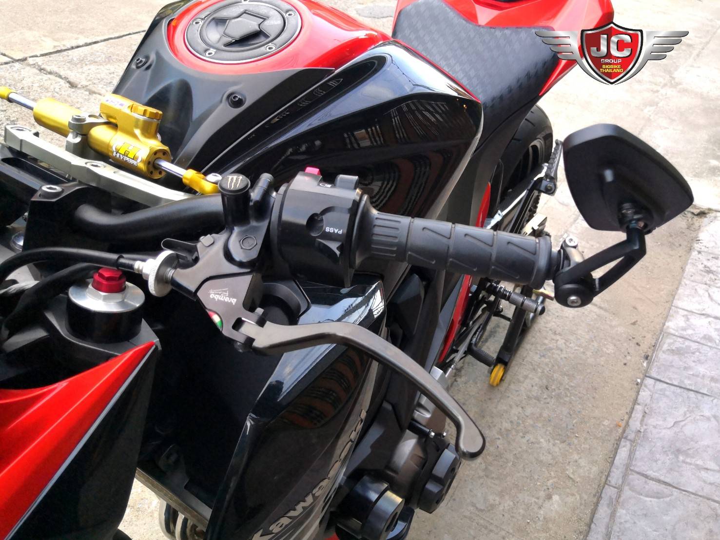 ใครไม่ทันคันก่อนรีบเลย "แต่งเยอะกว่า ราคาเบากว่าเดิม" Kawasaki #Z800 จดปลายปี 2014 🤗