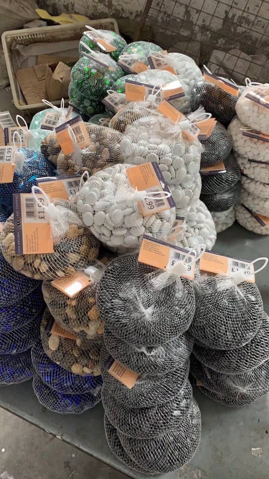 หินกรวดดำเงาบาหลี