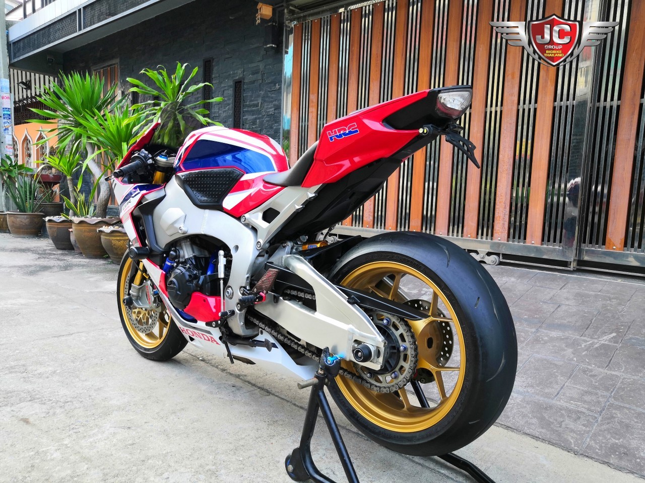 🤫 #CBR1000rrSP รถกลางปี 2018 "สเปคเดิมๆว่าสุดแล้ว