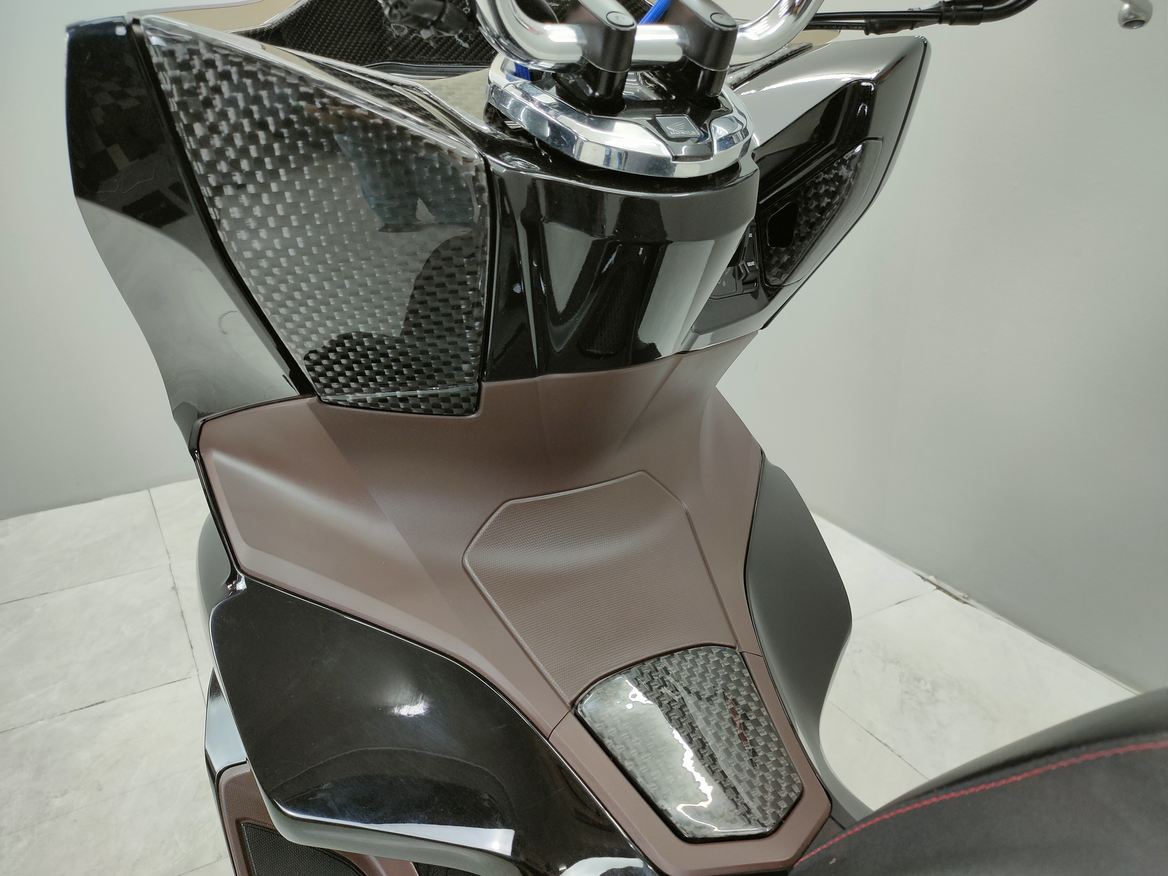 วัยรุ่นจ๋า...พี่มาแล้วจ้า 😘 HONDA PCX160 abs จดปี 2021 ไมล์ 1️⃣ พันโลแท้ + ของแต่ง3หมื่น‼️