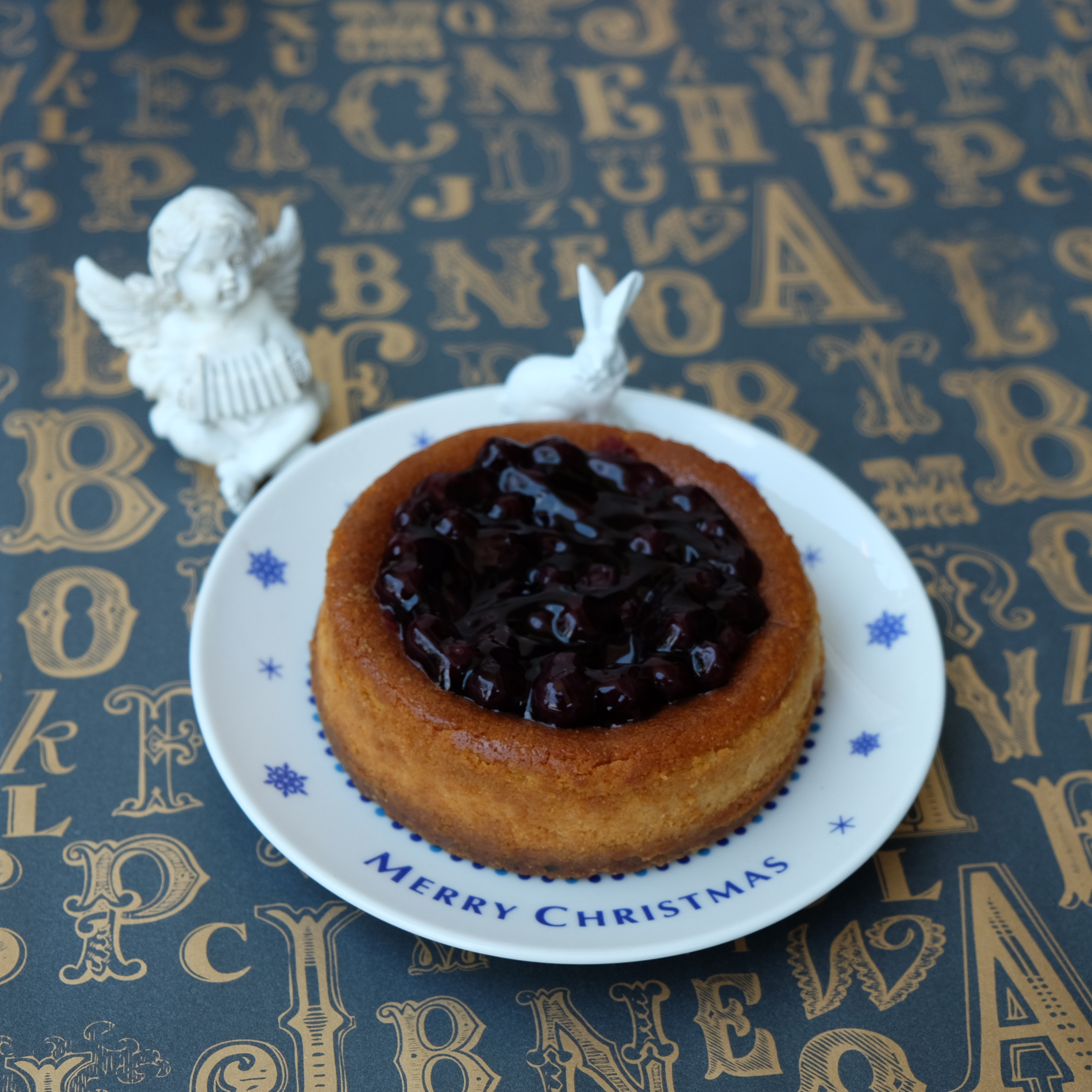 บลูเบอร์รี่ชีสเค้ก (ขนาด 1 ปอนด์) /BLUEBERRY CHEESECAKE (1 Pound / 6'' x 6")