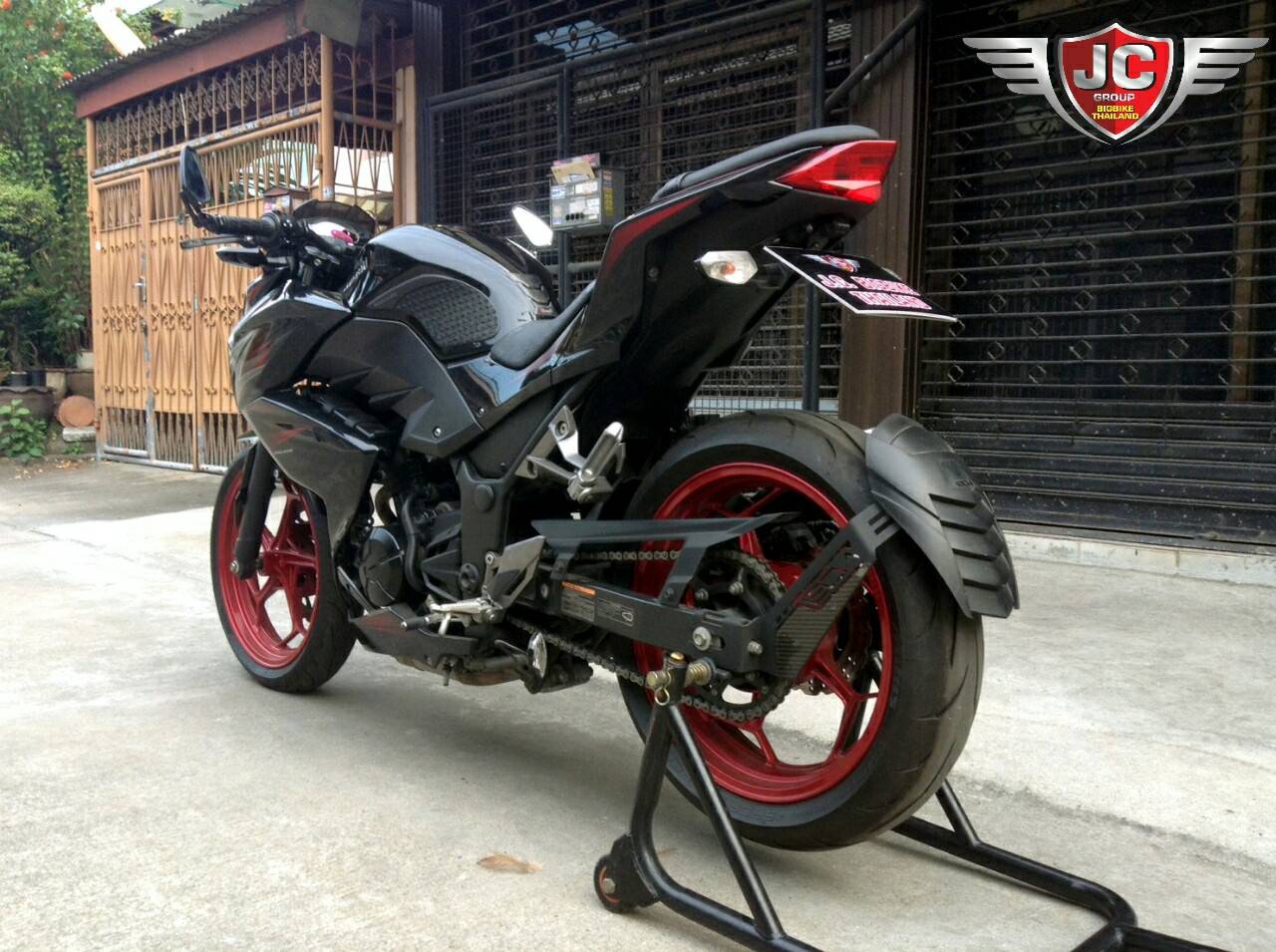 ฟรีดาวน์ จร้า ประวัติดีมาเอาไปกันใช้ได้เลยค่า