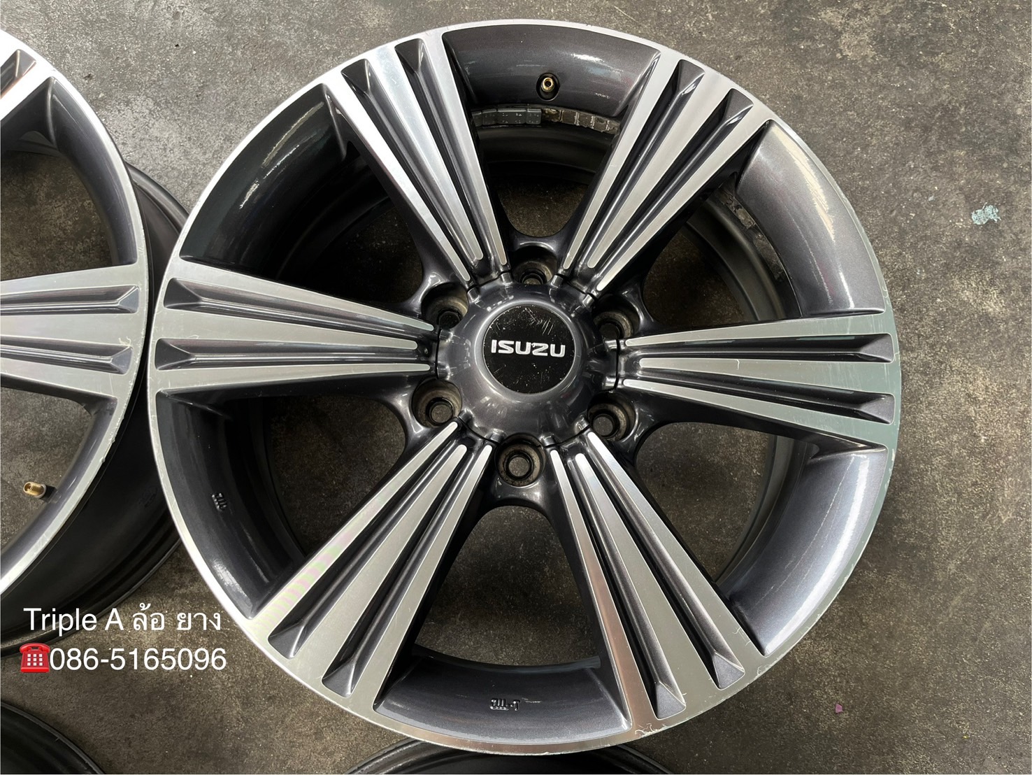 ✨ล้อแม็ก✨ISUZU X-Series ขอบ 18 เทาหน้าเงา