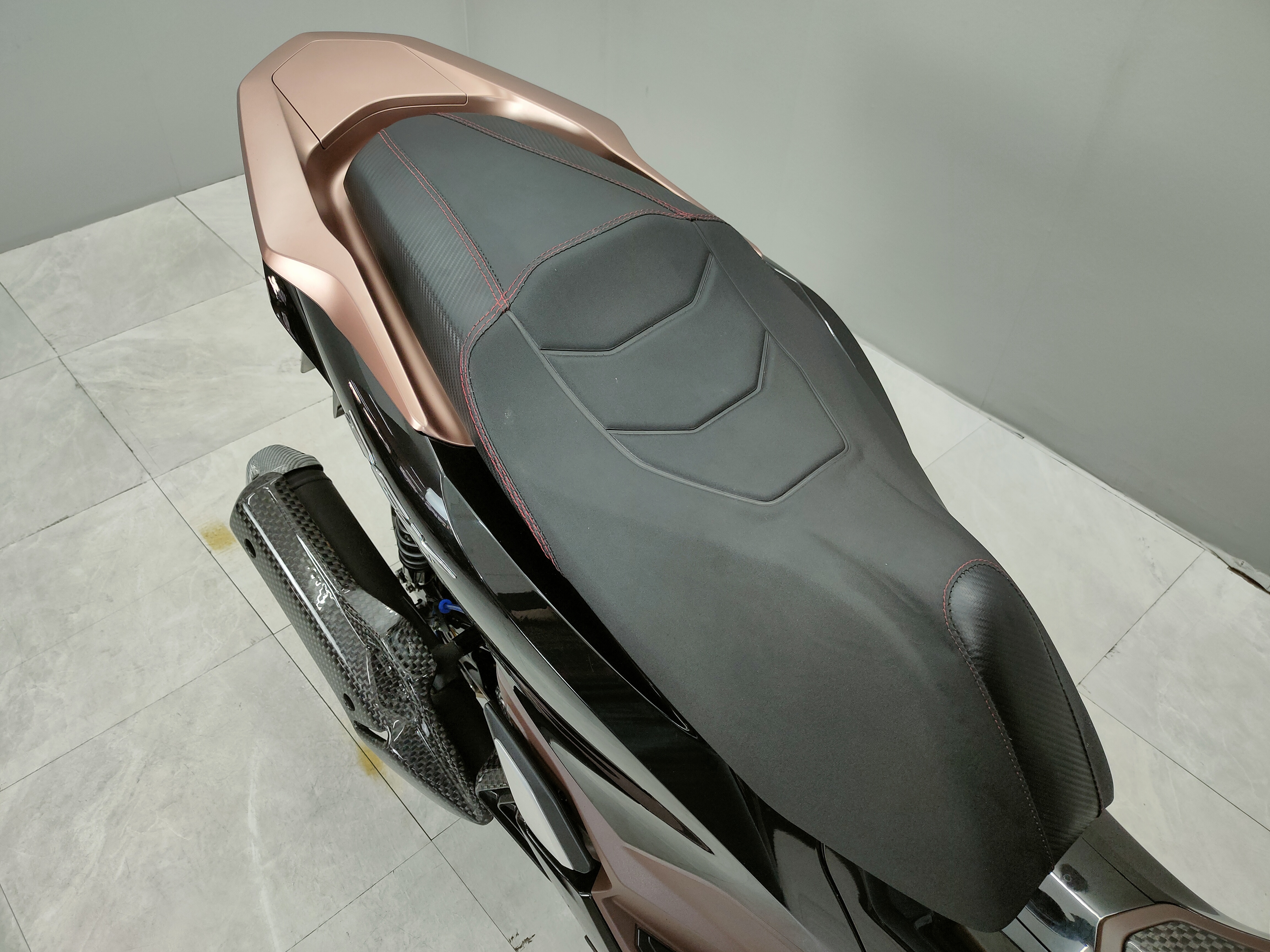 วัยรุ่นจ๋า...พี่มาแล้วจ้า 😘 HONDA PCX160 abs จดปี 2021 ไมล์ 1️⃣ พันโลแท้ + ของแต่ง3หมื่น‼️