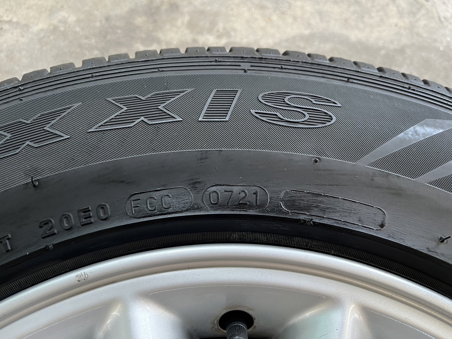 ✨ล้อแม็ก✨ISUZU D-Max ขอบ 15 แถมยาง 215-70-15 Maxxis ปี 21