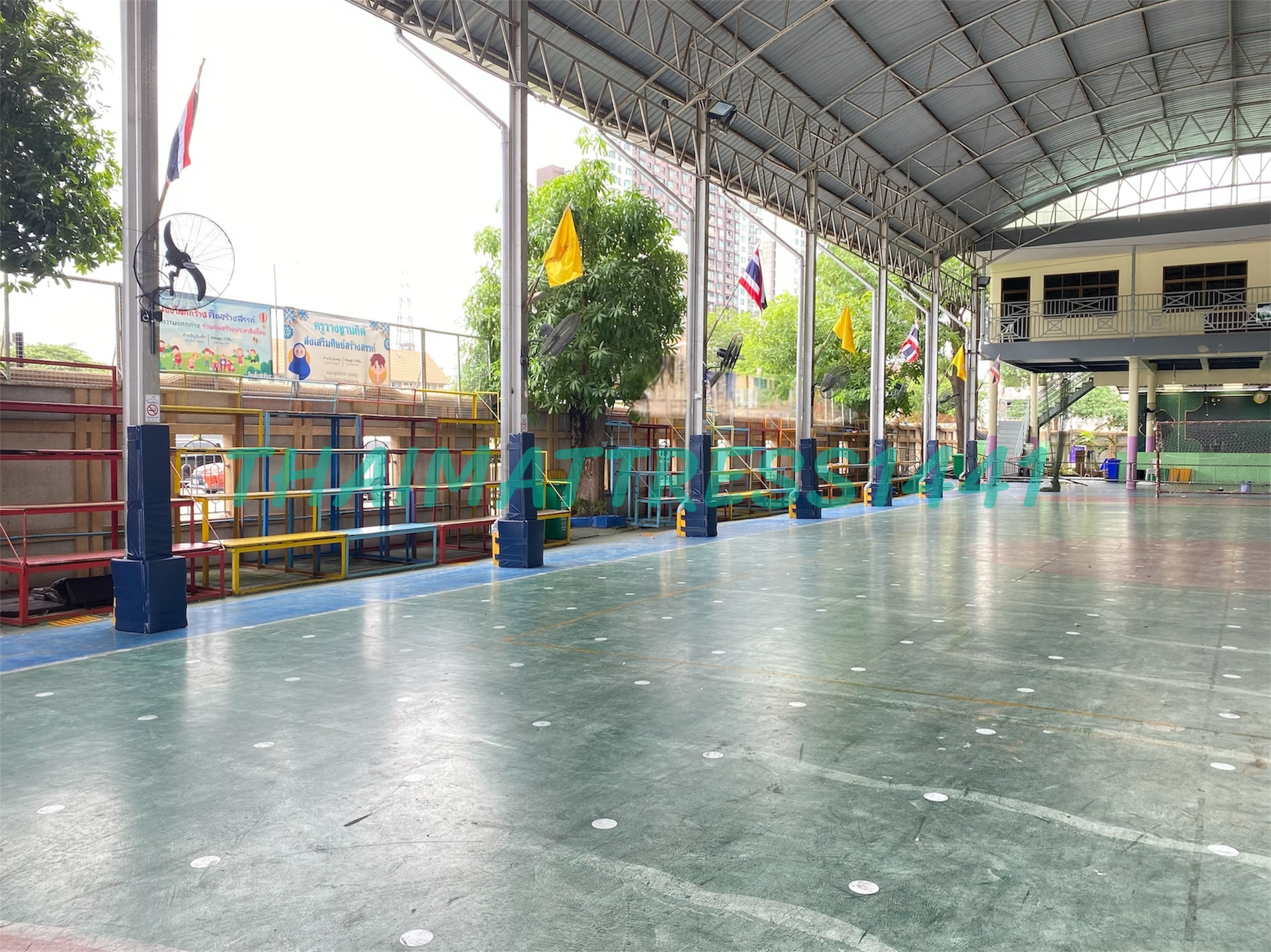 เบาะหุ้มเสาโครงหลังคา : Pole protection