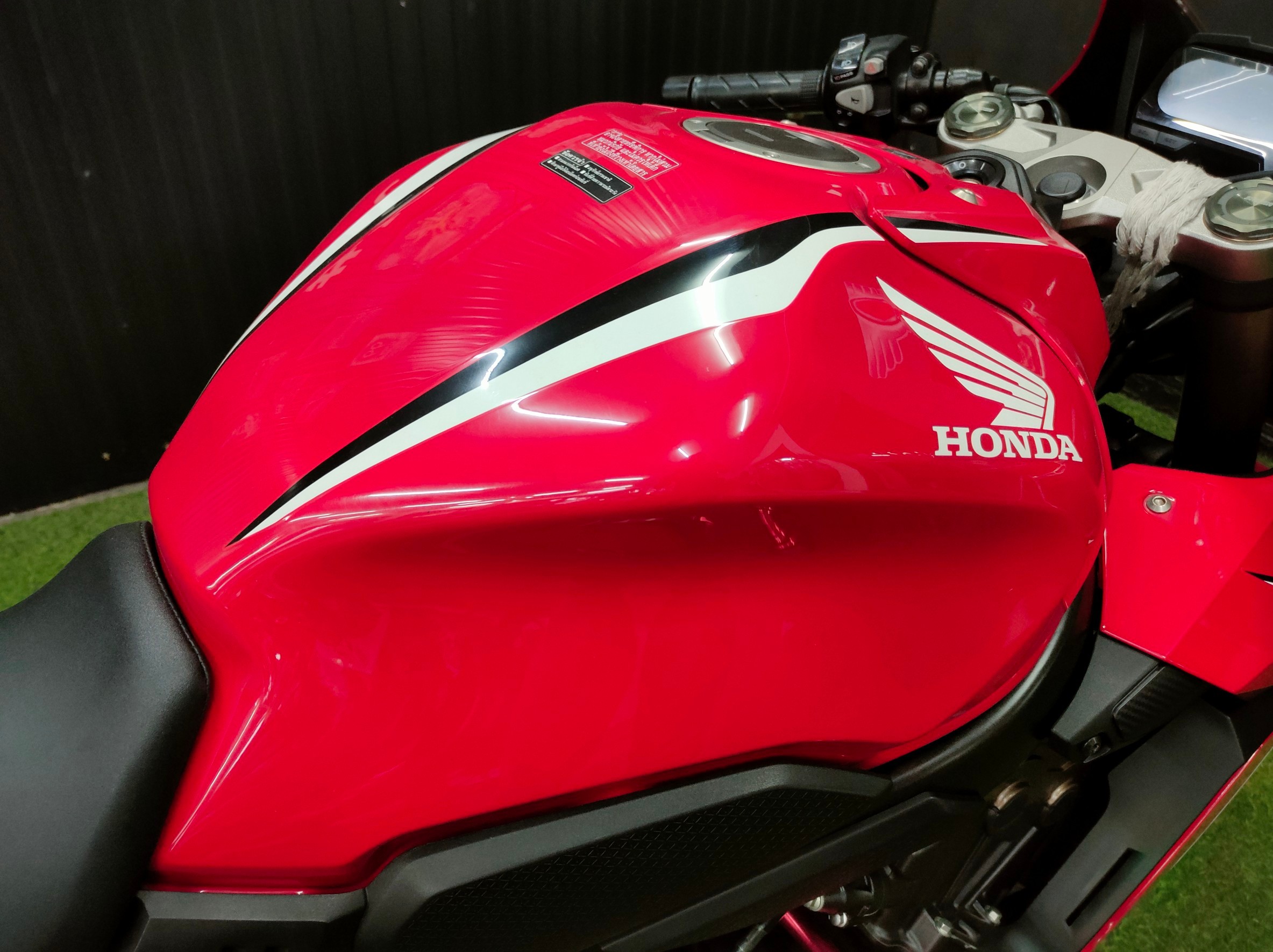 🏍💨💨 โอ้ว.... CBR650R คันนี้พิเศษด้วย ✨Moriwaki Full System✨ จดปี 19 สวยใส...เหมือนเคยจ้า 🤗