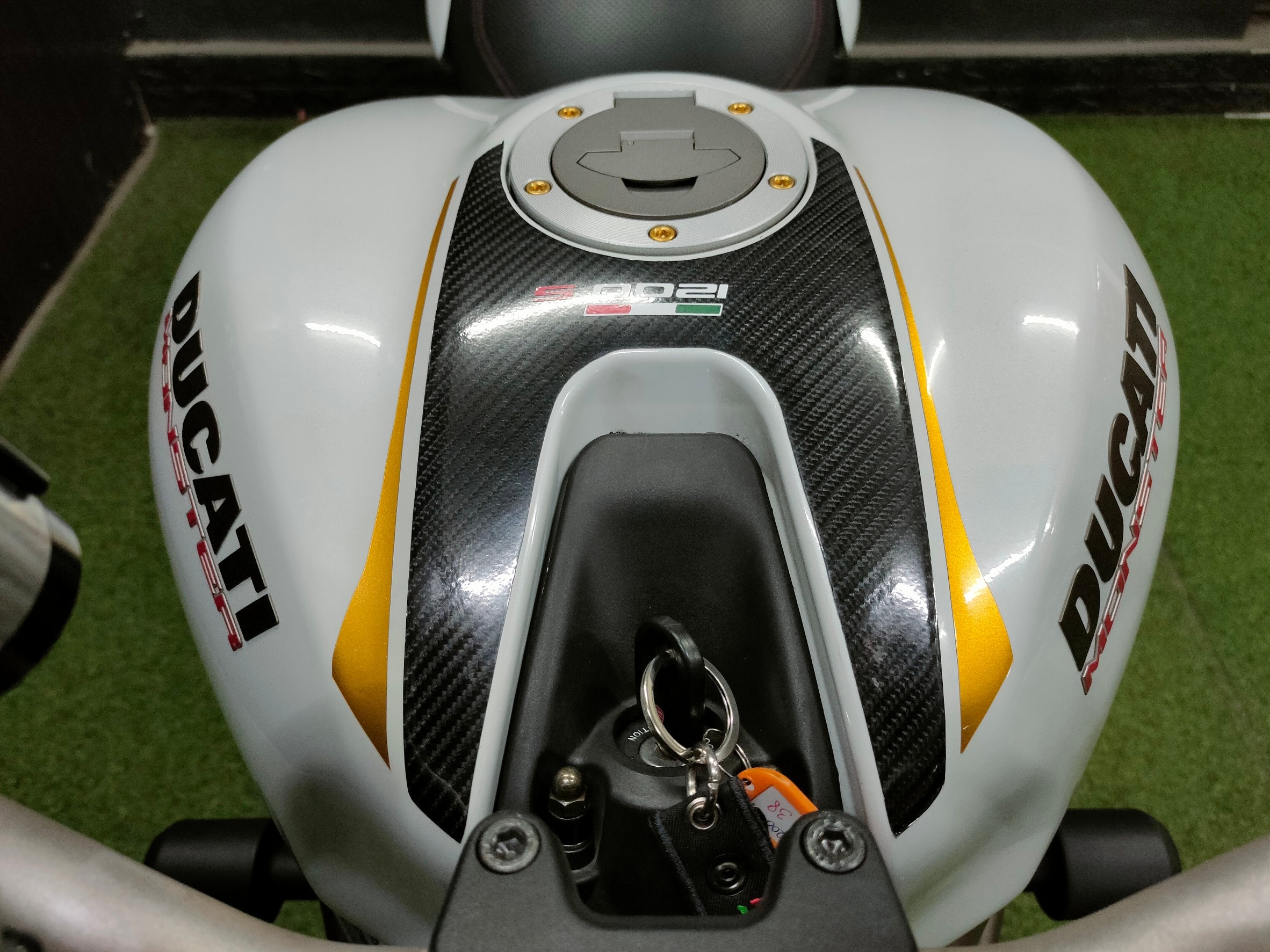 แรร์ไม่แรร์ไม่รู้...แต่ในออนไลน์นับคันได้เลย⁉️ 😱Ducati Monster1200S รถปี15 💥ตัวเปล่าก็ล้านแล้ว...ยัดเพิ่มอีก2แสน💥