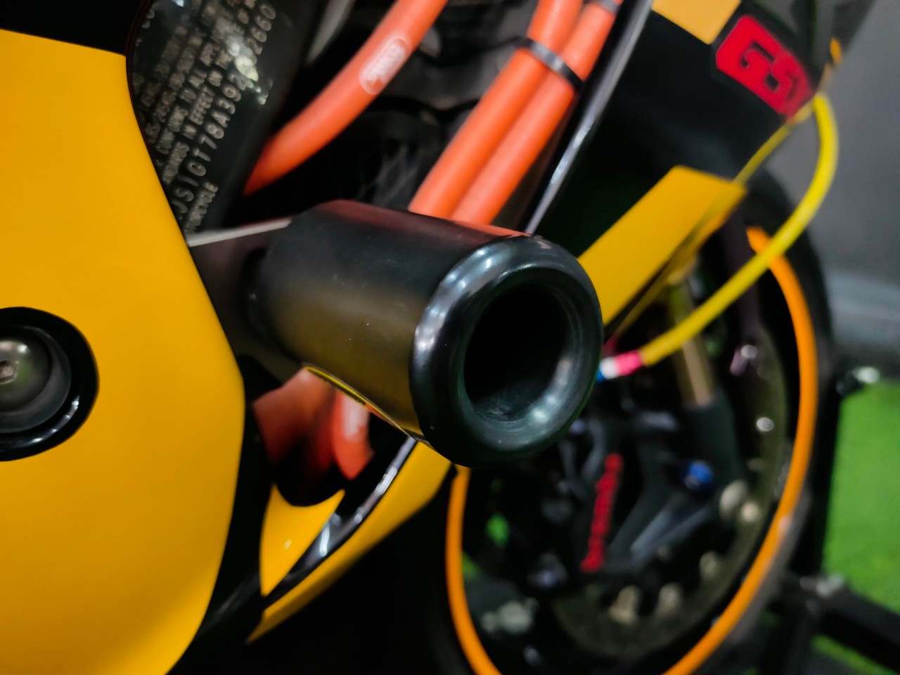 🐬 ได้เวลาโลมาโชว์ตัว #GSX-R1000 สเปค 🇺🇸 จดทะเบียน ธ.ค. ปี 2014 แต่งเต็มพร้อมบิน...ขี่อย่างมันส์‼️