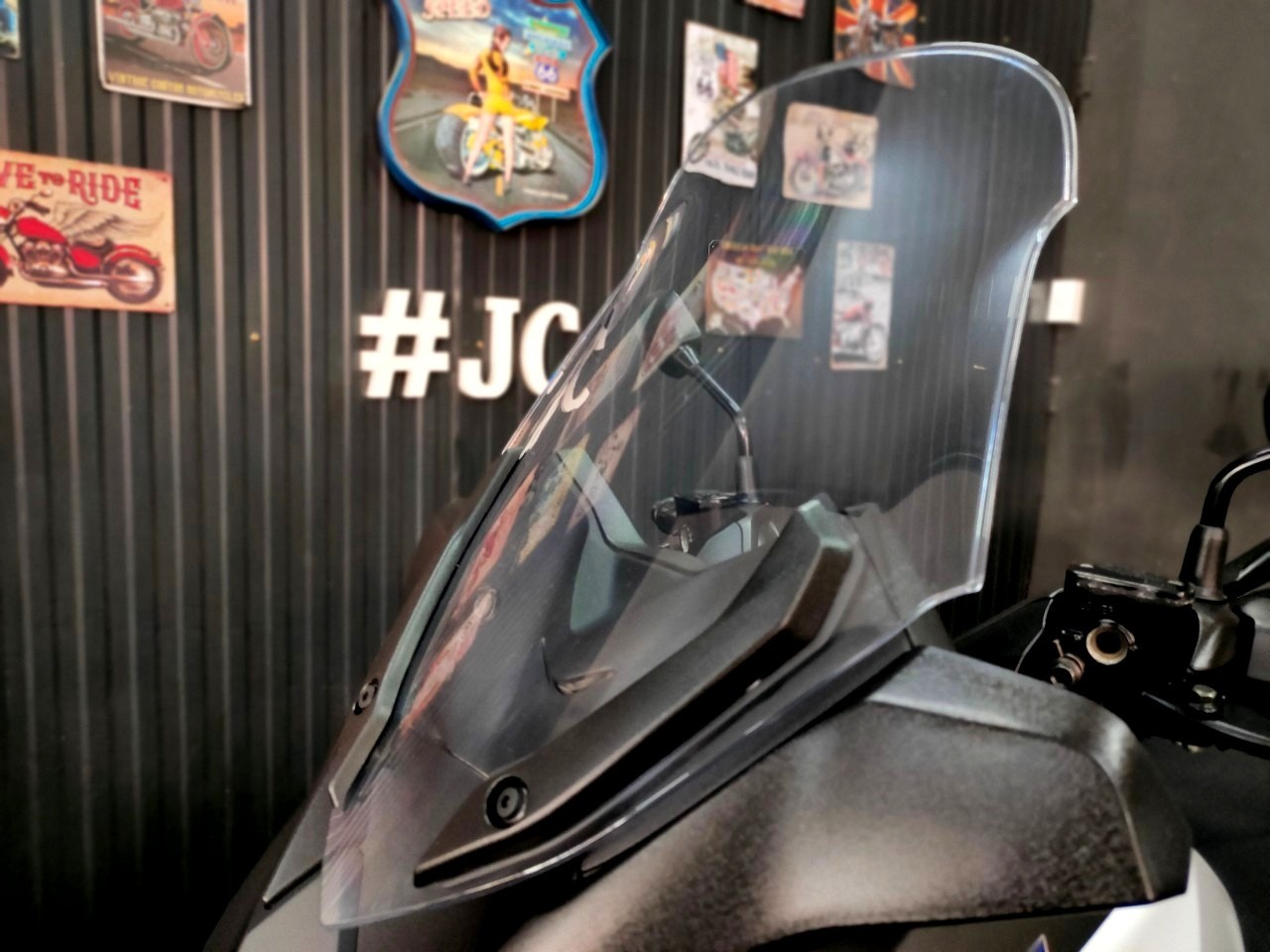 ออกรถ 999 เจอแบบนี้เราก็ว้าวุ่นเรย‼️ XMAX300 นางฟ้ามือเดียว รถกลางปี 2019 ✨สวย เดิม ใส✨ ถูกใจสายคลีน 😁