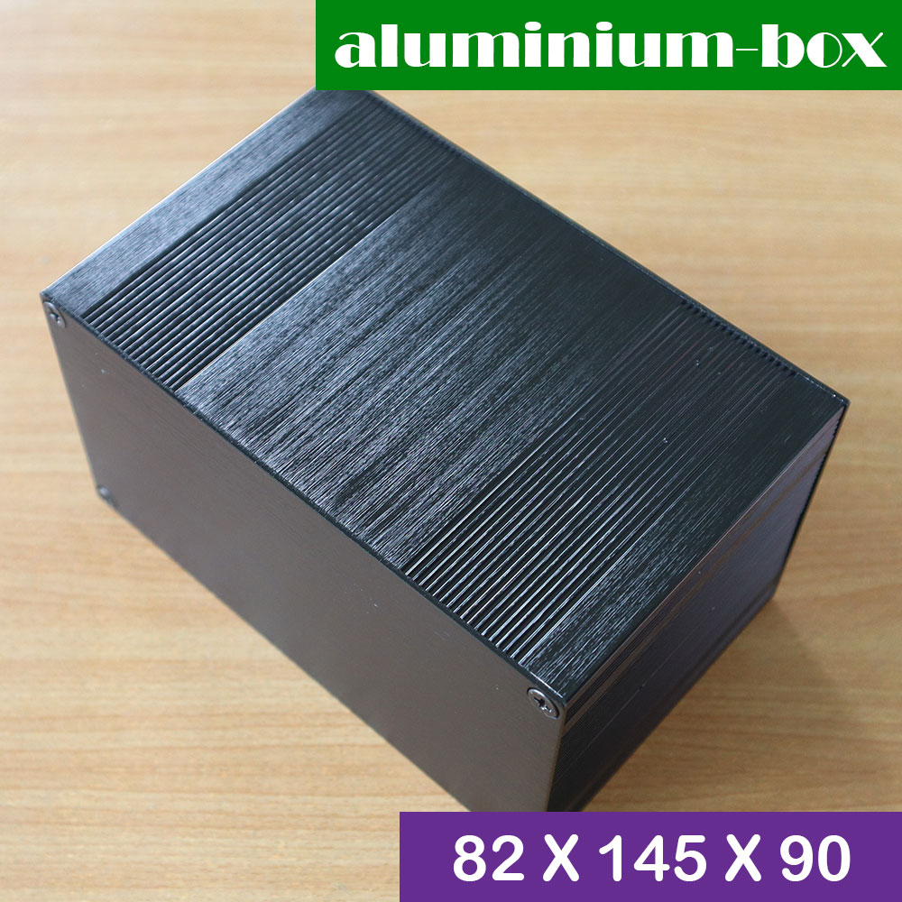กล่องอลูมิเนียมสีดำ ขนาด 82 X 145 X 90 มม.