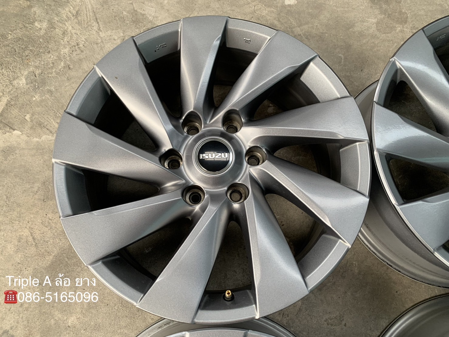 ✨ล้อแม็ก✨ISUZU MU-X รุ่นใหม่ ขอบ 18 สีเทา