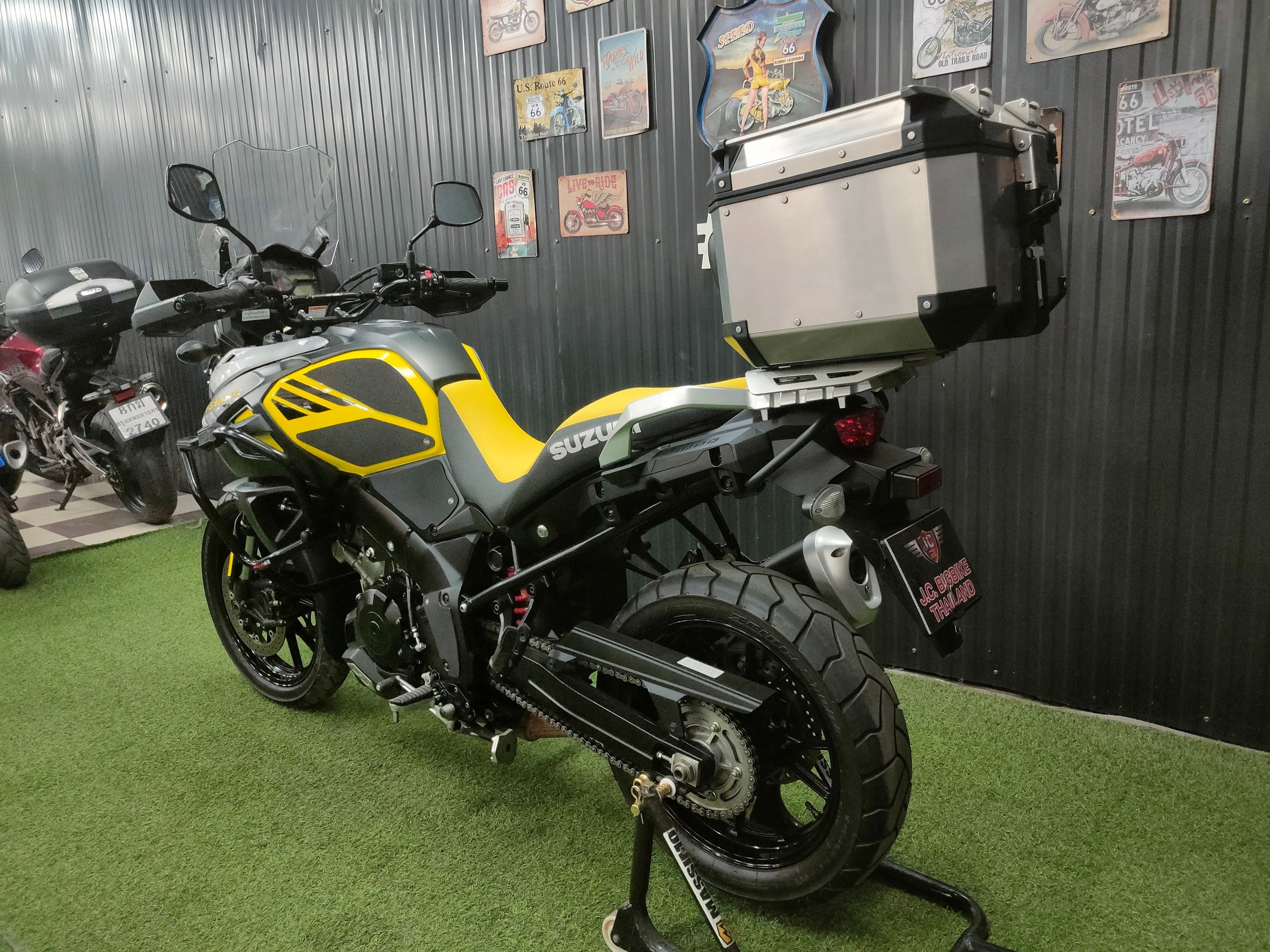 🔥โปรเสื้อยืดคอกลม🔥 ออกรถแค่ 99 บาท เอาใจสาย Touring‼️ #Vstrom1000 abs รถปี 18 มือเดียวพร้อมใช้