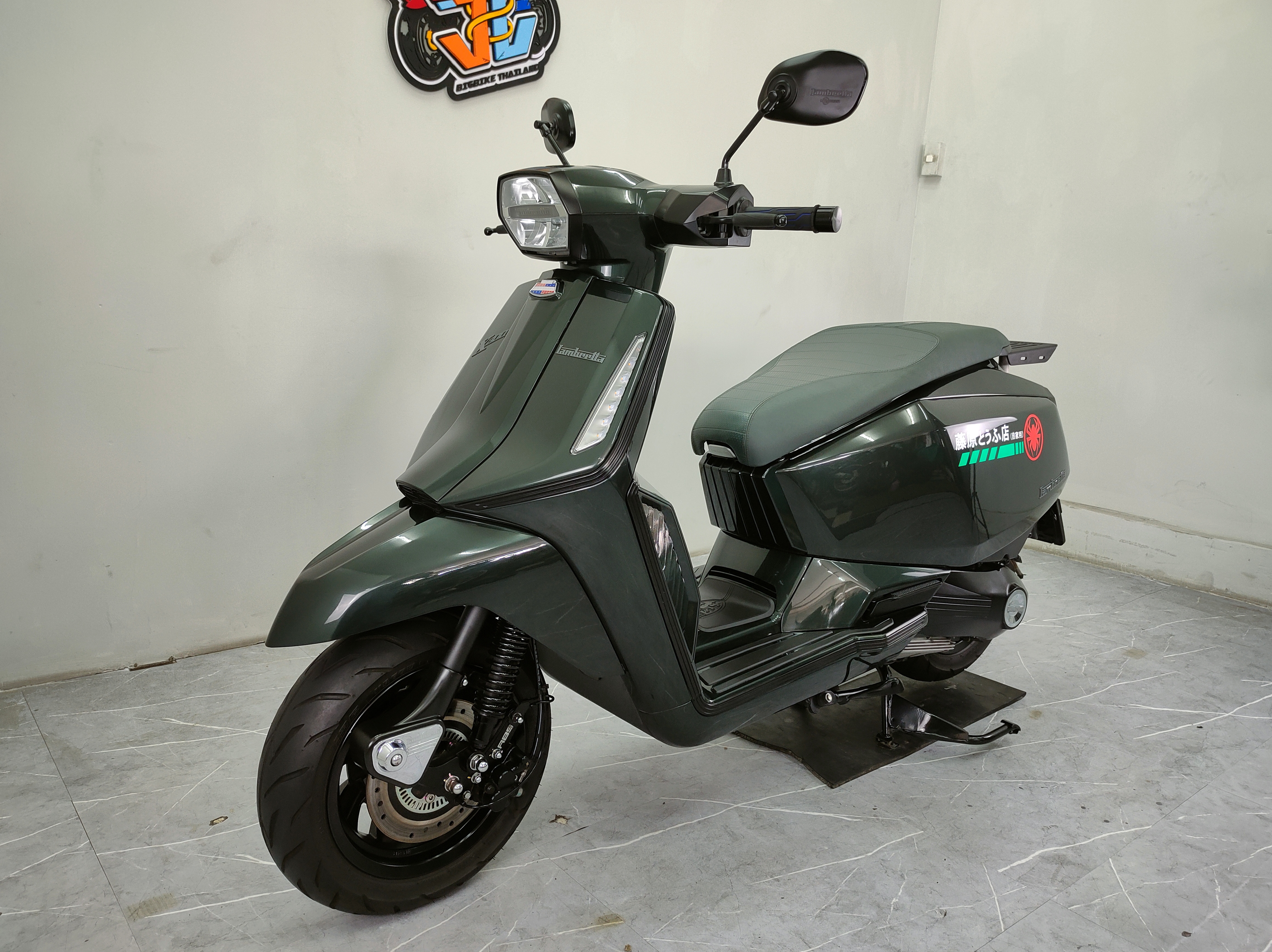 😎 เรียบหรูดูดี . สัญชาติอิตาลี💥 LAMBRETTA X300 ABS จดปี 2023 สภาพใหม่มาก "เบากว่า Forza/Xmax 20กว่าโล‼️"