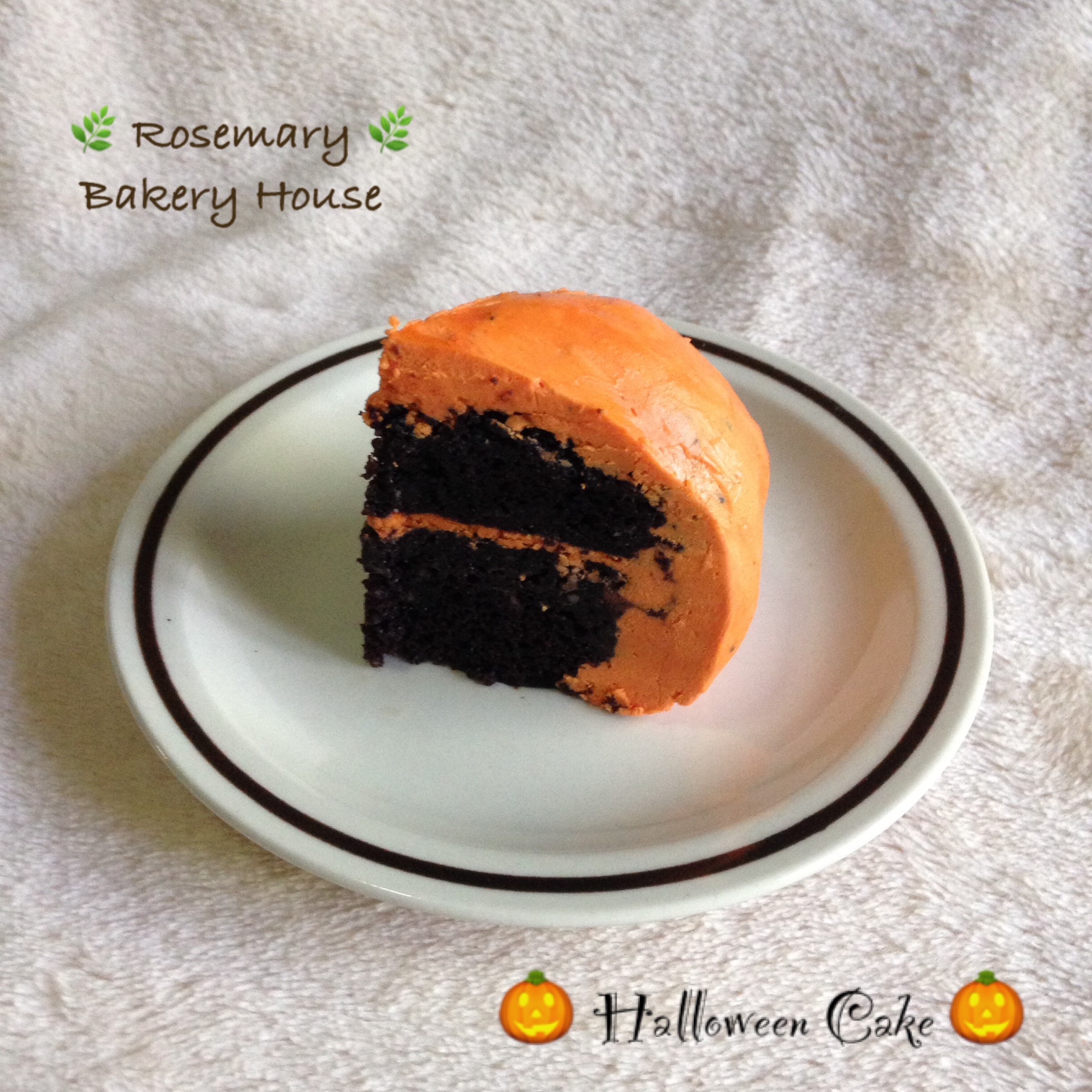 เค้กเค้กฮาโลวีน 2019 (ขนาด 1/2 ปอนด์) 2 ชั้น / Halloween Cake (1/2 Pound) 2 Layers