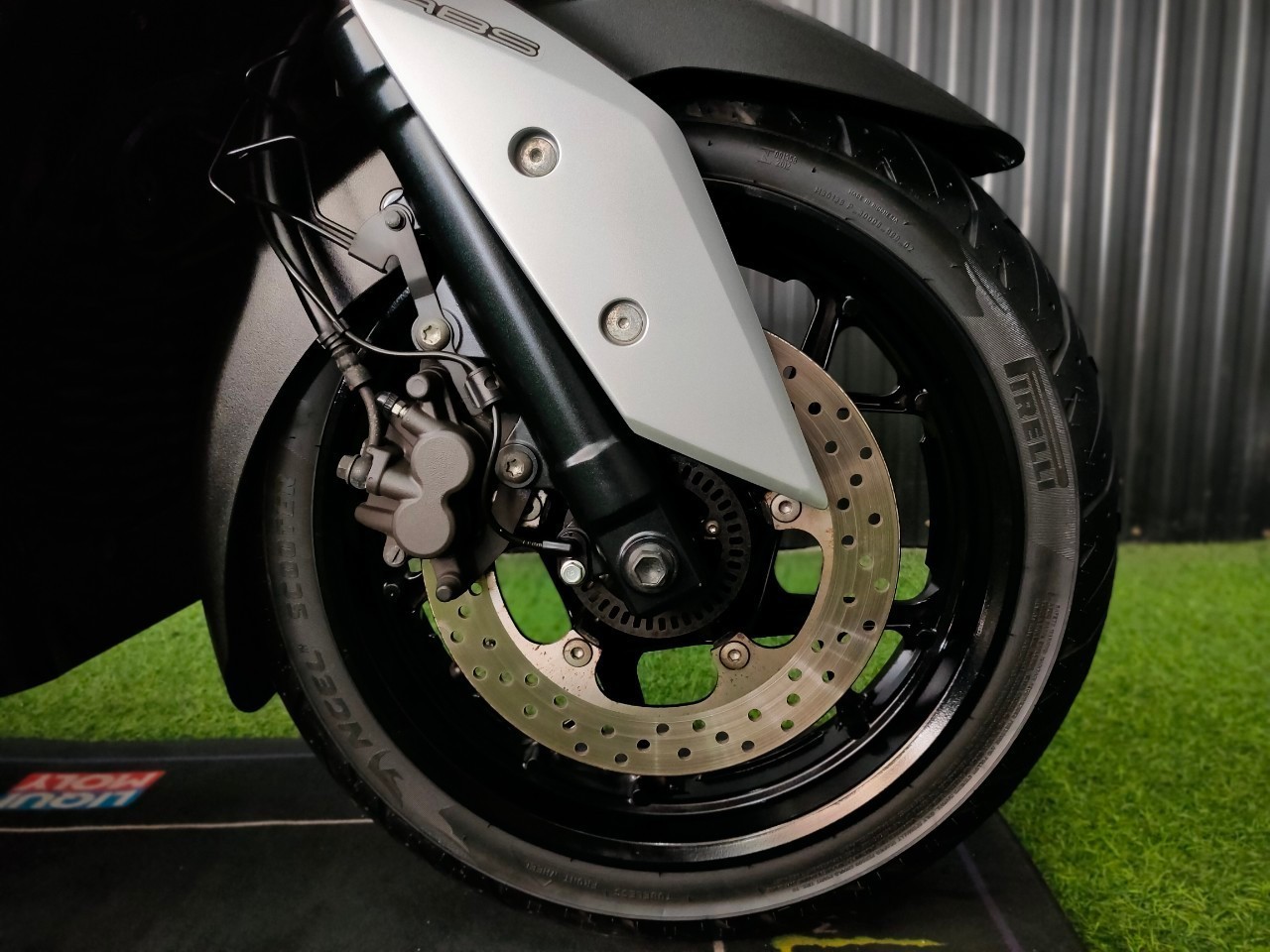 ออกรถ 999 เจอแบบนี้เราก็ว้าวุ่นเรย‼️ XMAX300 นางฟ้ามือเดียว รถกลางปี 2019 ✨สวย เดิม ใส✨ ถูกใจสายคลีน 😁