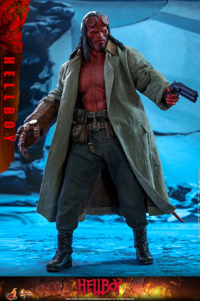 Hot Toys MMS527 Hellboy - Hellboy