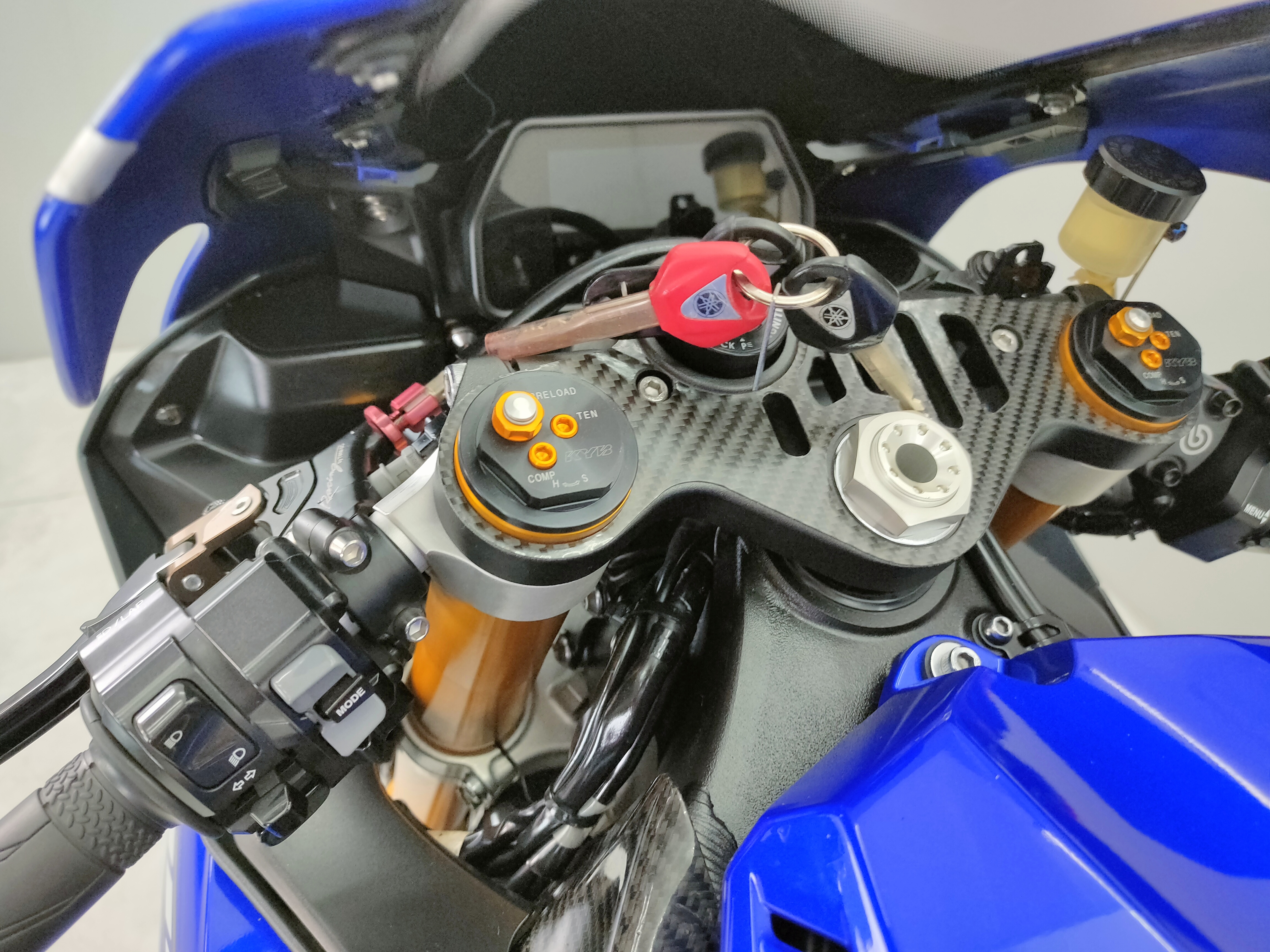 ทรงแบบนี้เค้าเรียกว่าหล่อพอตัว 😆 YAMAHA YZF R1 จดทะเบียนปี 2018 โมเดล17 "แต่งร่วมแสน⭐แค่หมื่นกว่า"