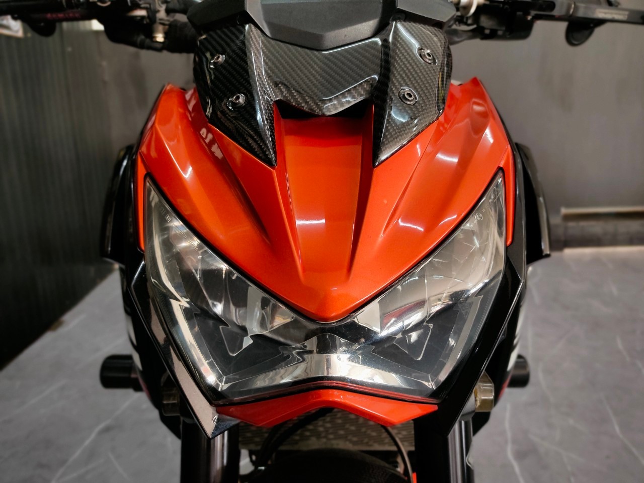 ทรงอย่างแร๊ดดด KAWASAKI Z800 ปลายปี 2013 แต่งครึ่งแสน‼️ ทรงดี ราคาโดน 😎 เซอร์วิสพร้อมใช้