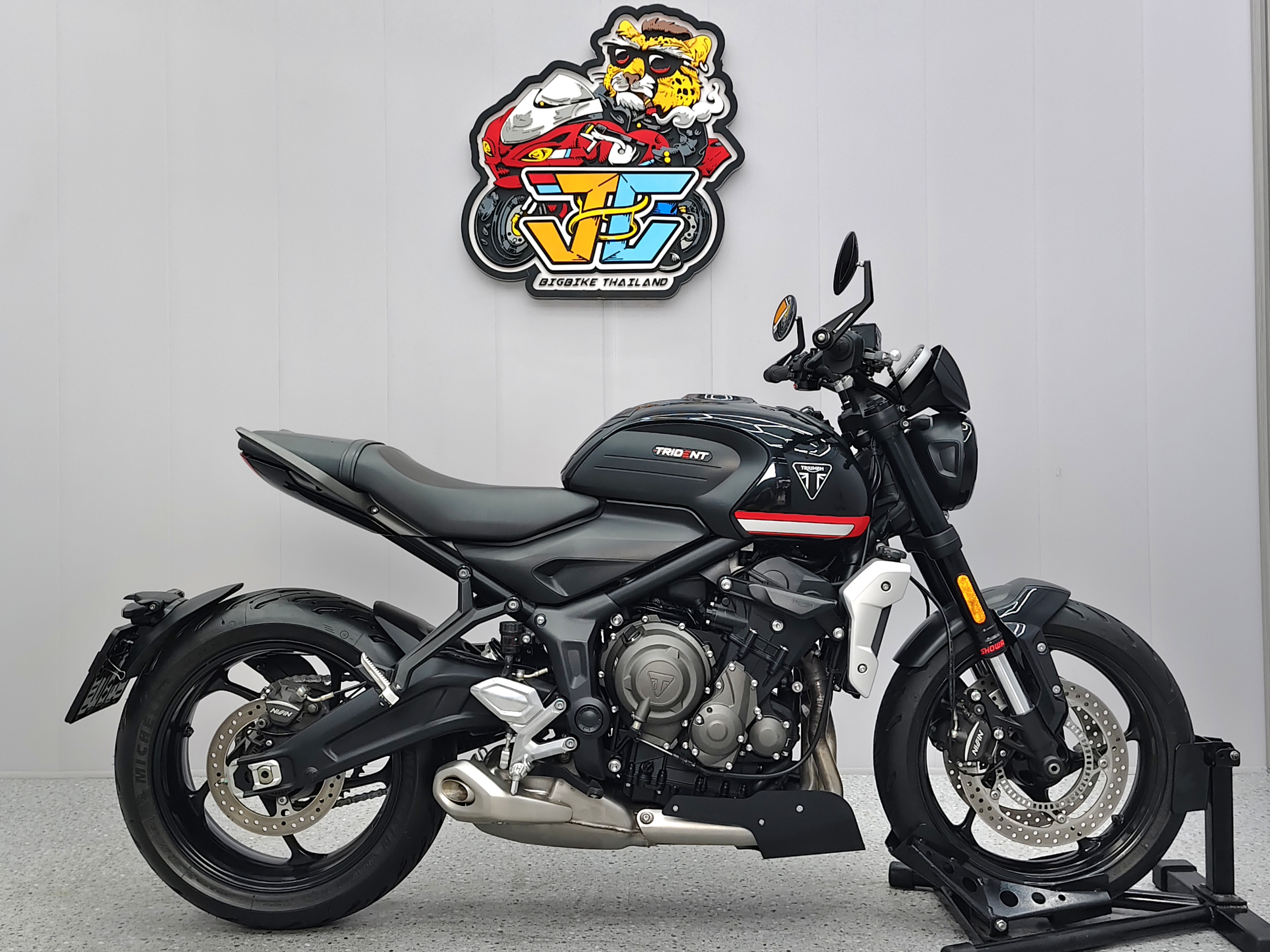 ขี่ดีคล่องตัว TRIUMPH TRIDENT660 ปี 2021 รถสวยวิ่งน้อยโปรโมชั่นโดนๆ