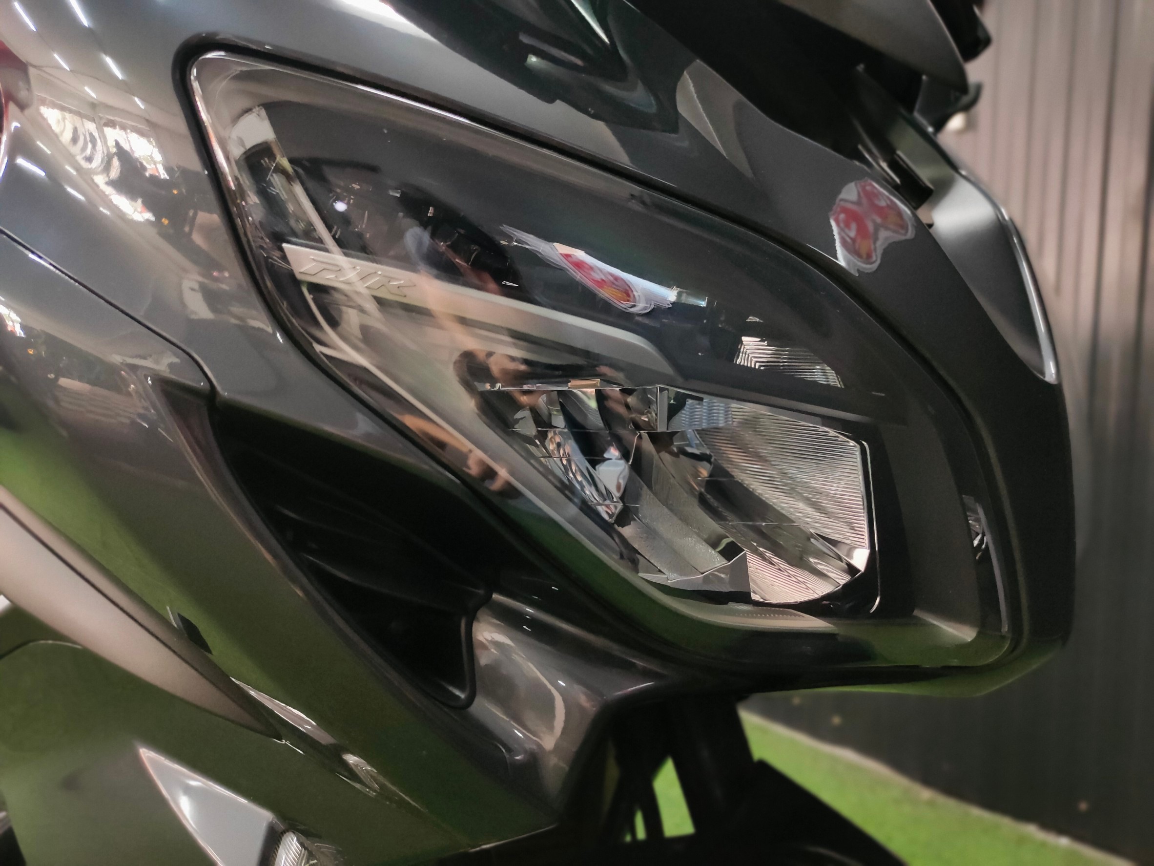 Sport Touring ตัวพรีเมียมจากค่าย YAMAHA รุ่น FJR1300AS ตัวท๊อป Autoclutch ขับเพลาปลายปี 2018 แท้สายจอดไมล์ 2,xxx 😎 โฉมปัจจุบัน...นับคันได้เลย‼️