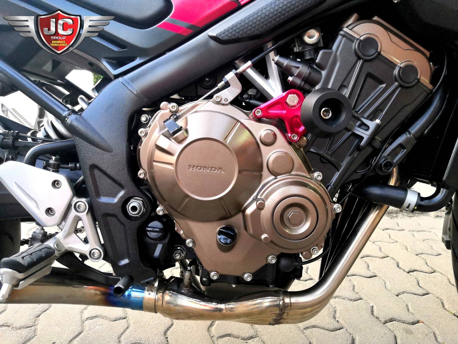 #CB650F รถกลางปี 2018 ไมล์แท้ 5,xxx KM. แต่งสวยพร้อมขี่หล่อกันเลย