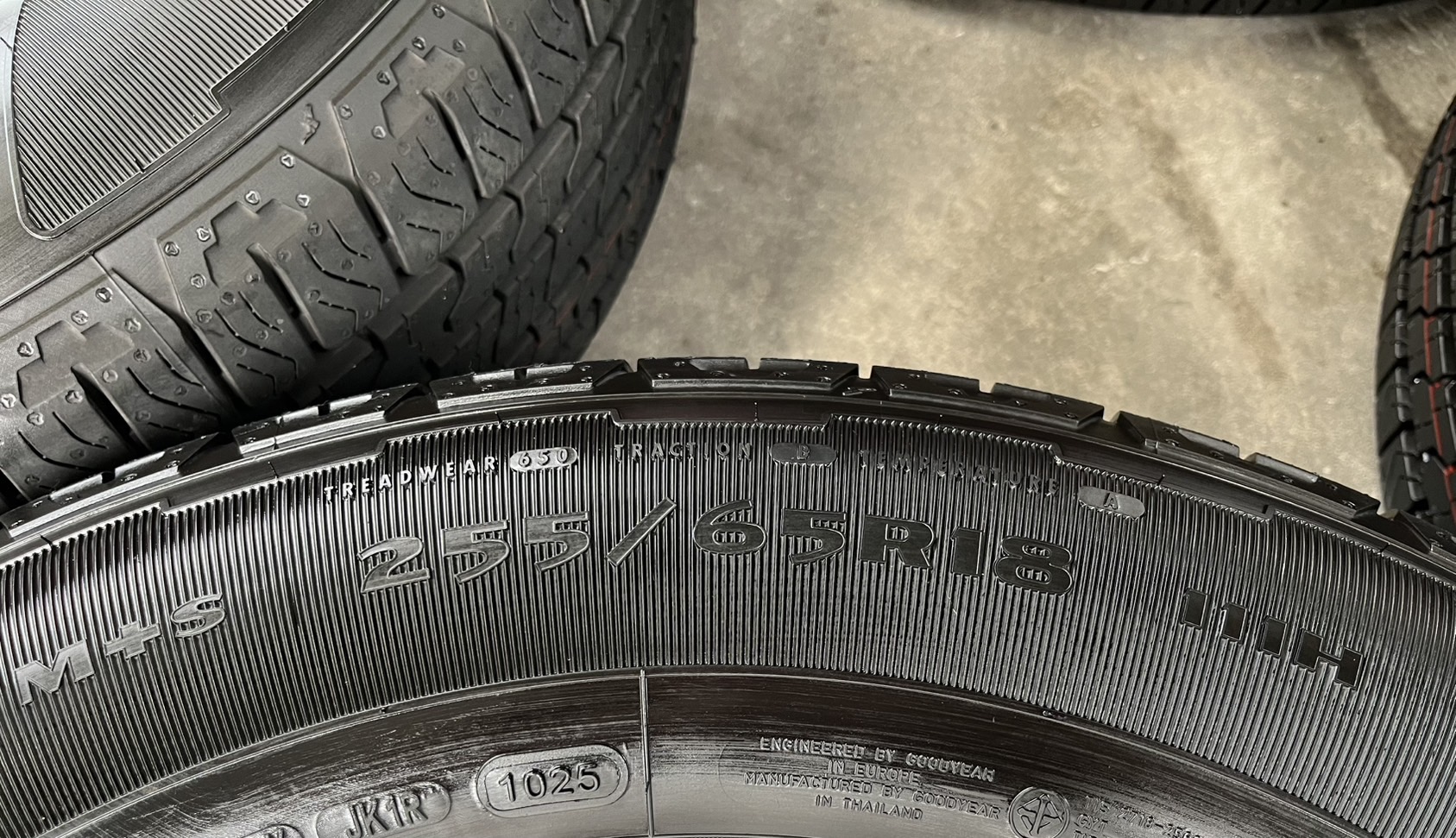 💥ปี 25💥✨ยางใหม่ป้ายแดง✨255-65-18 Goodyear💖ใหม่กริ๊บ💖ถอดจาก🚗โชว์รูมรถ ไม่ผ่านการใช้งาน