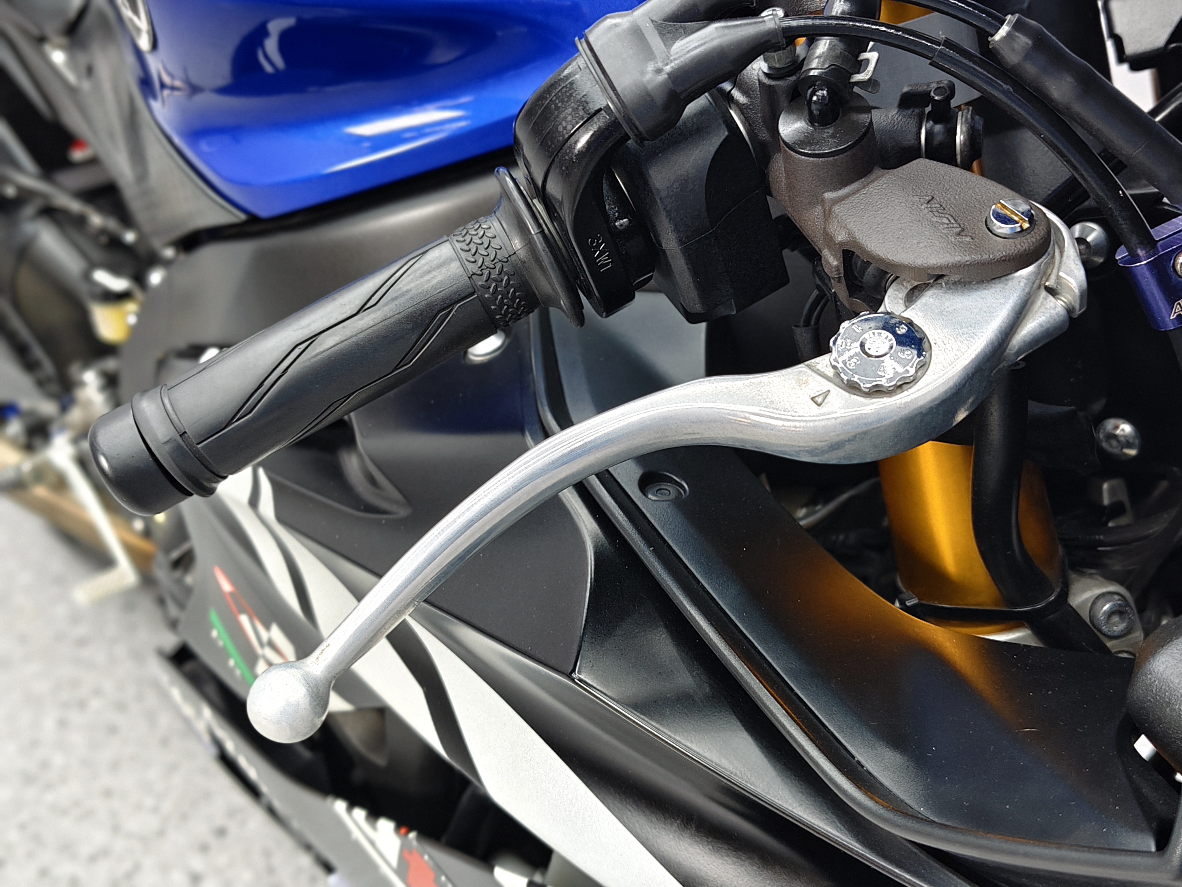 เฟี้ยวฟ้าวแน่นอน ✨️ YAMAHA YZF-R6 ปลายปี 2019 โปรเด็ด➕ฟรียาง1คู่💥