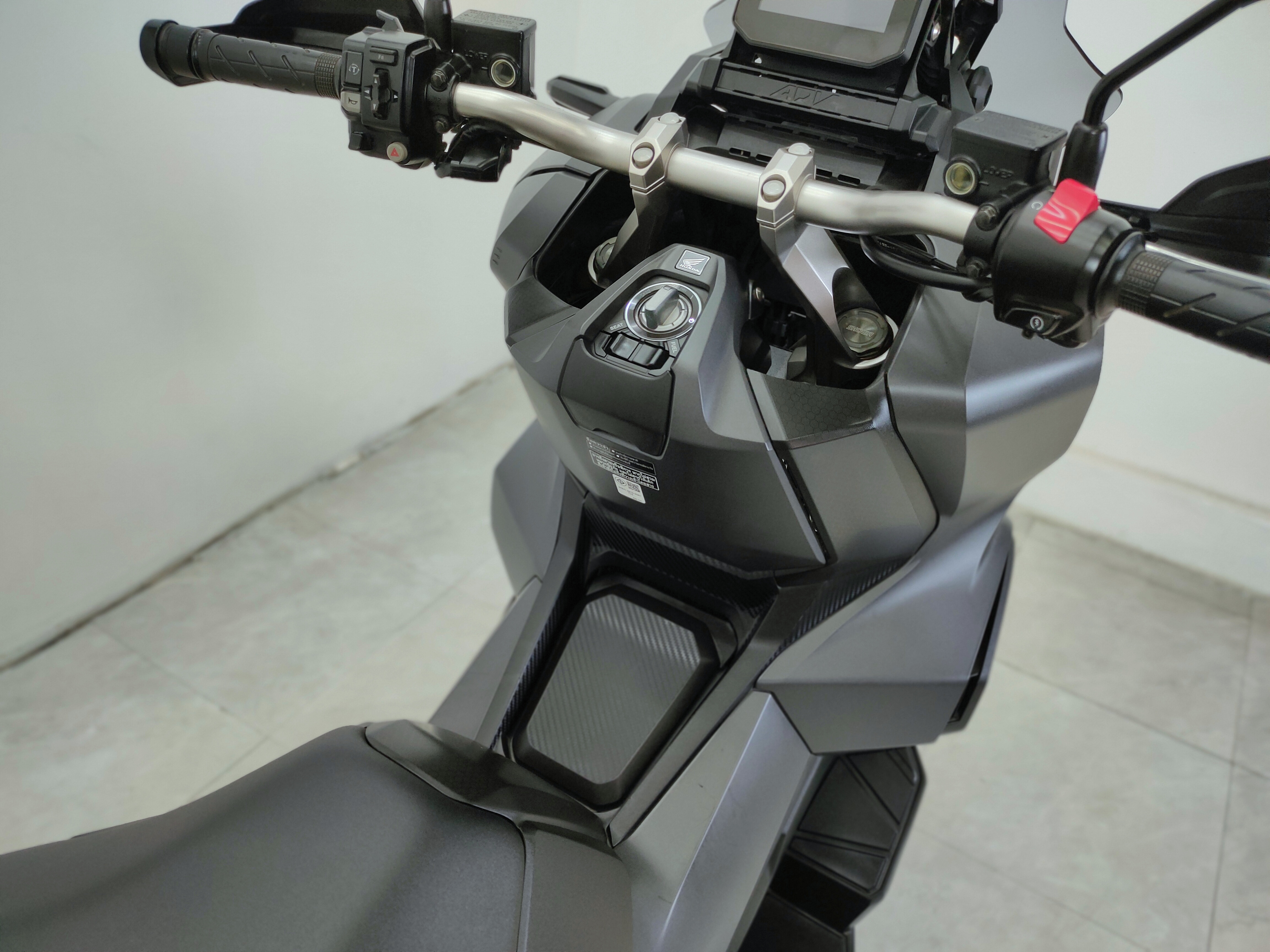 ใครถามหา 🤗 มาแล้วนะ📢 HONDA ADV350 abs กลางปี2022 มือเดียวไม่เคยล้ม